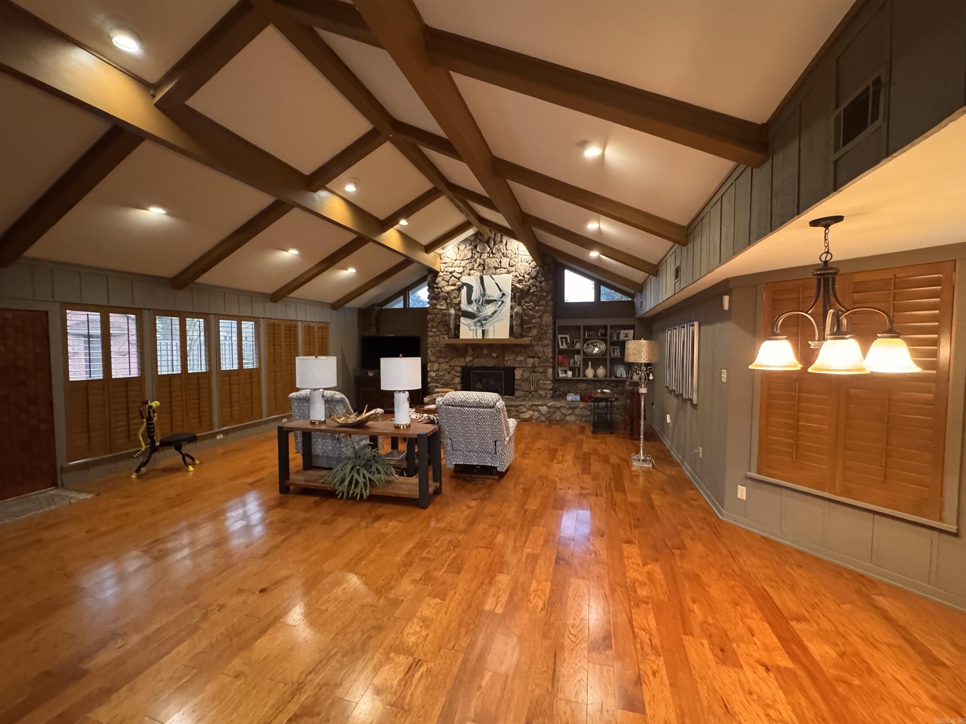 1002 S Lowe  Stuttgart, AR