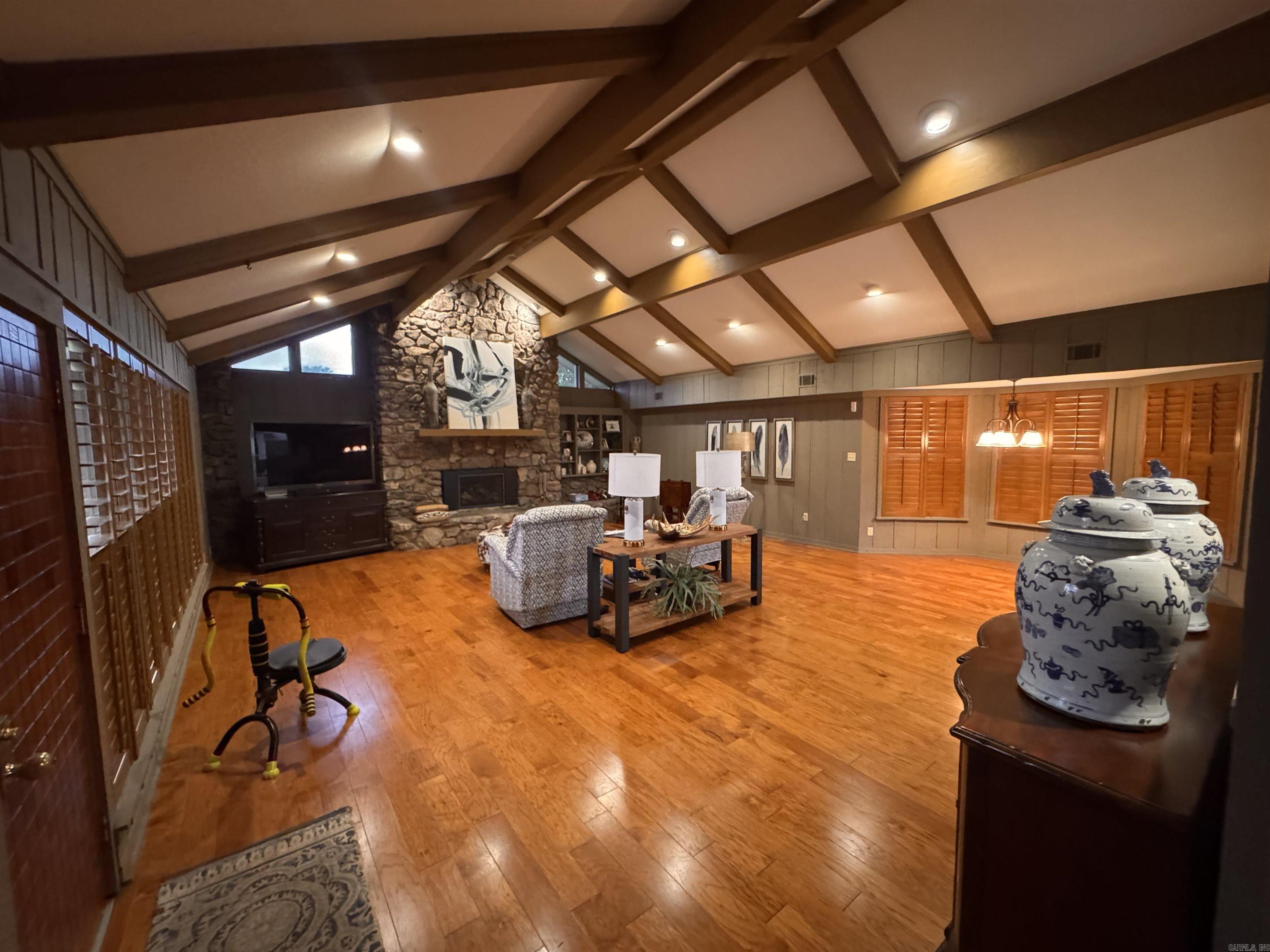 1002 S Lowe  Stuttgart, AR