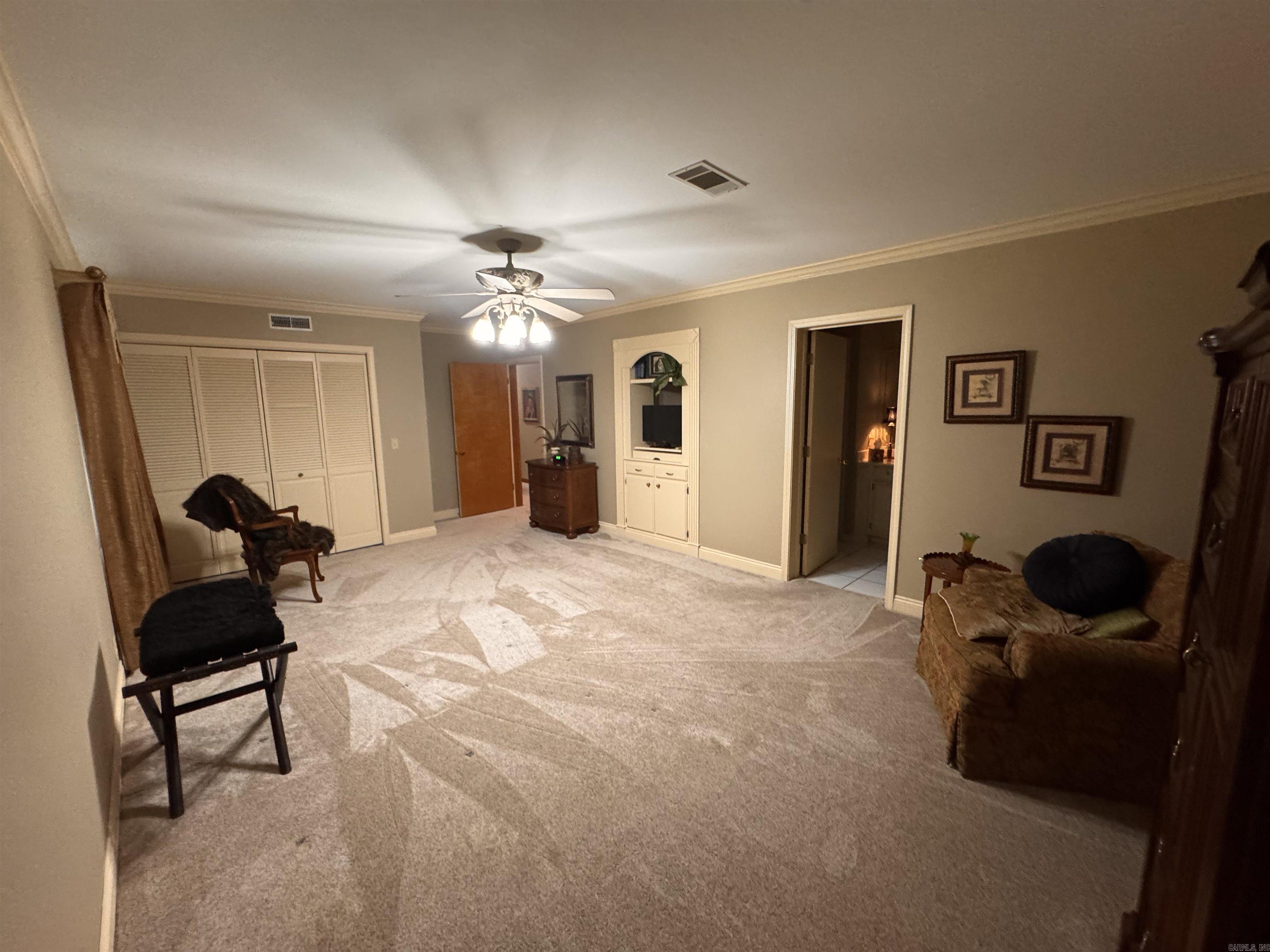 1002 S Lowe Street Stuttgart, AR 72160