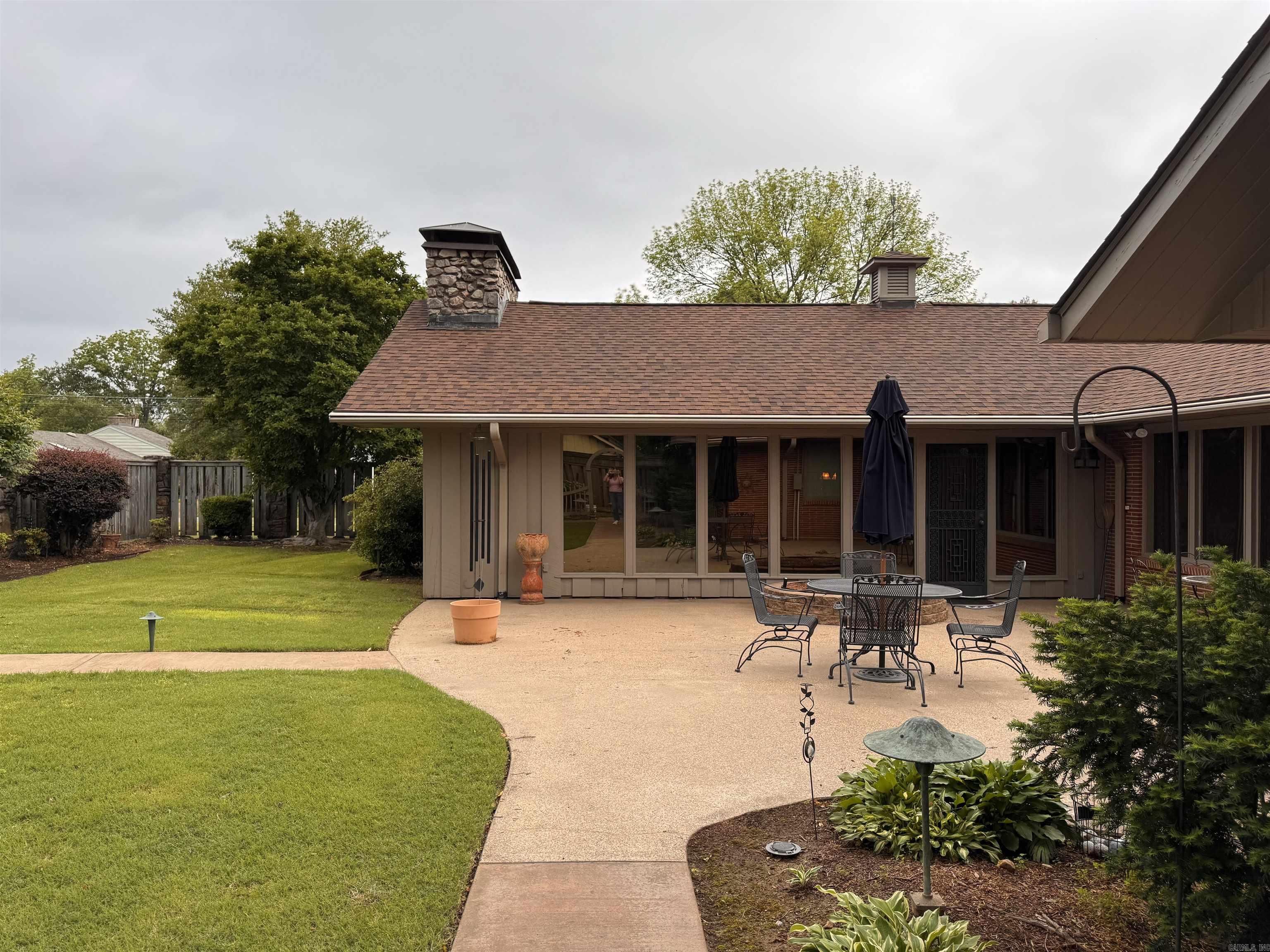 1002 S Lowe  Stuttgart, AR