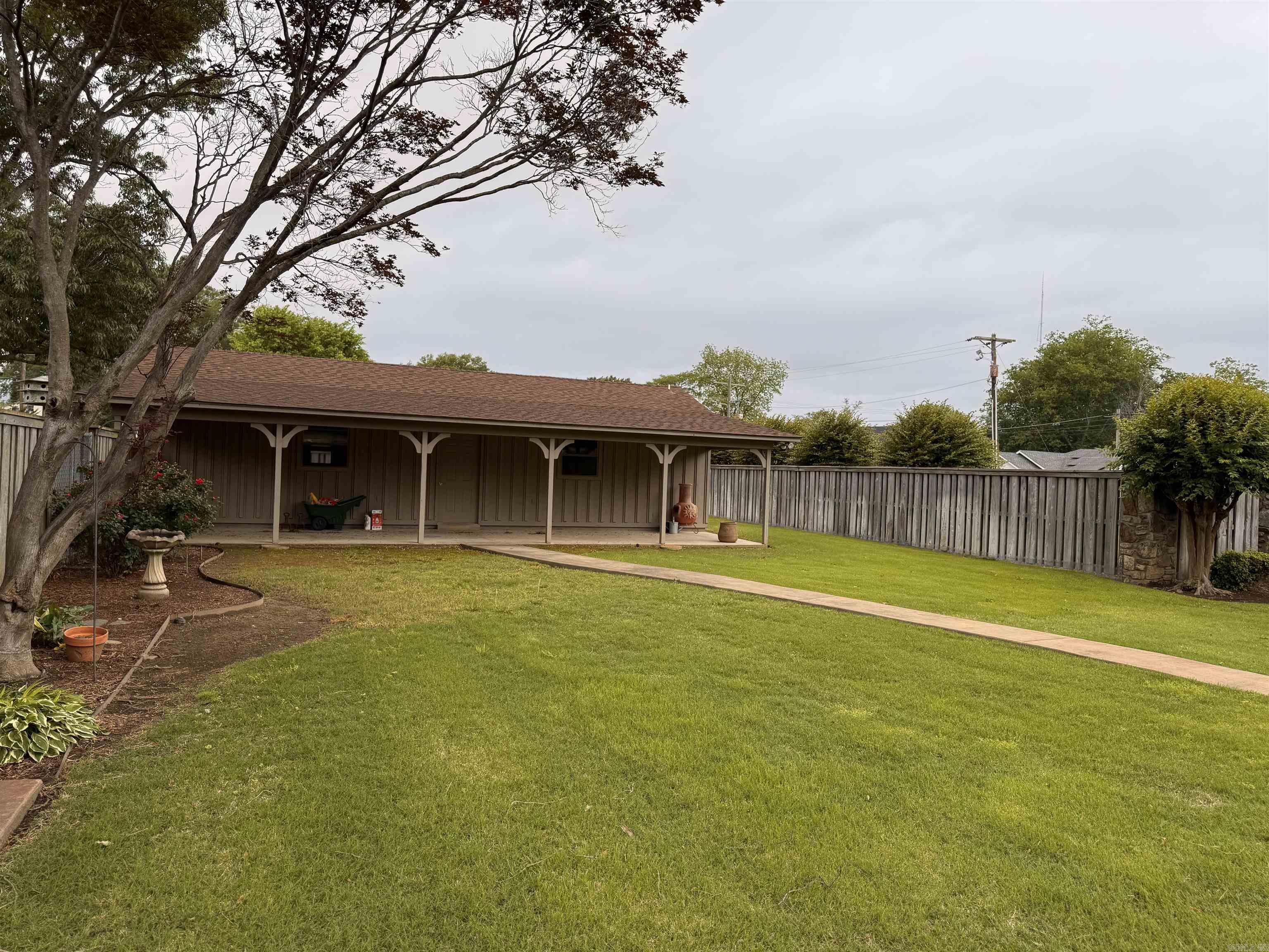 1002 S Lowe  Stuttgart, AR