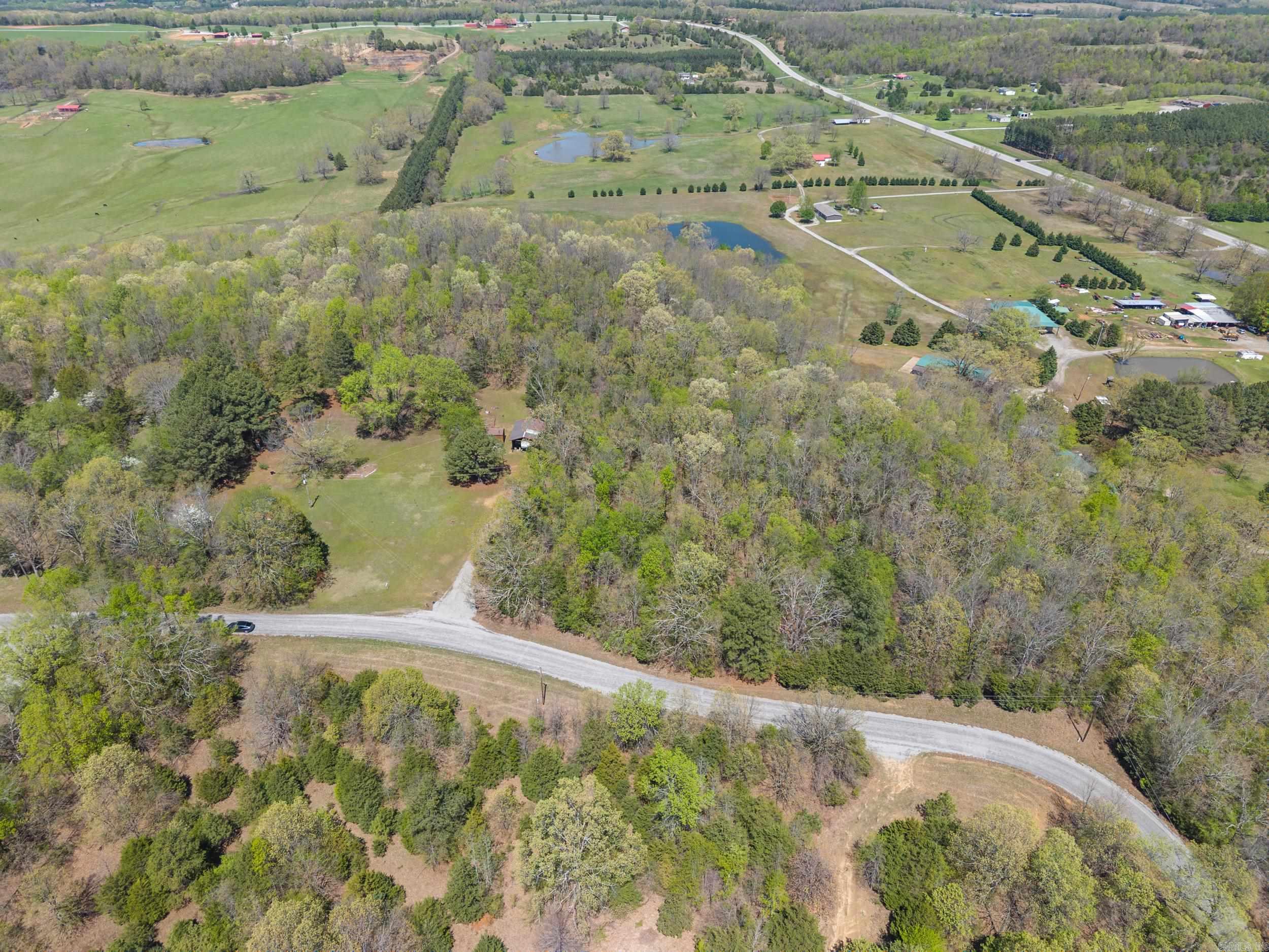 192  Overbeck Ln  Romance, AR