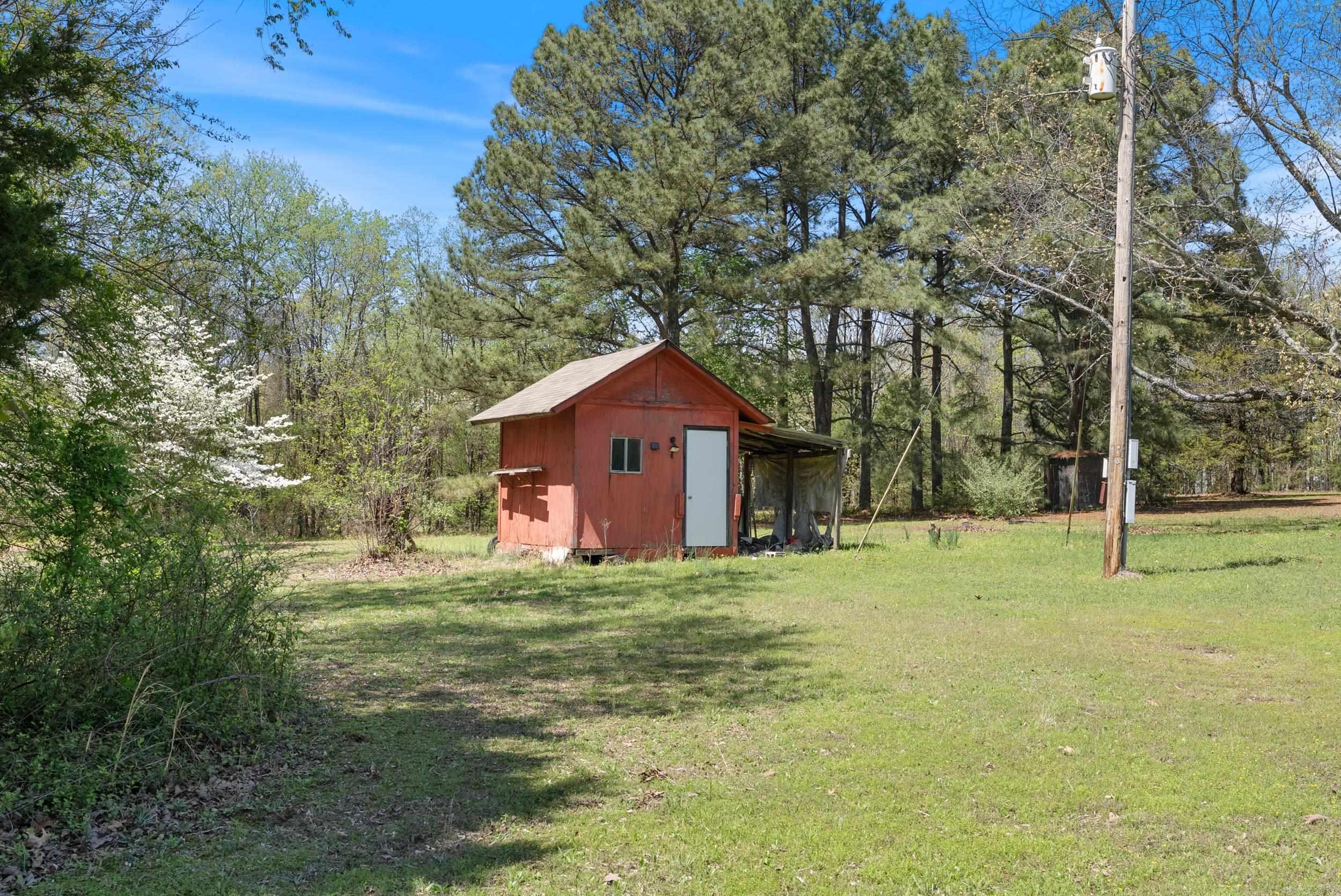 192  Overbeck Ln  Romance, AR
