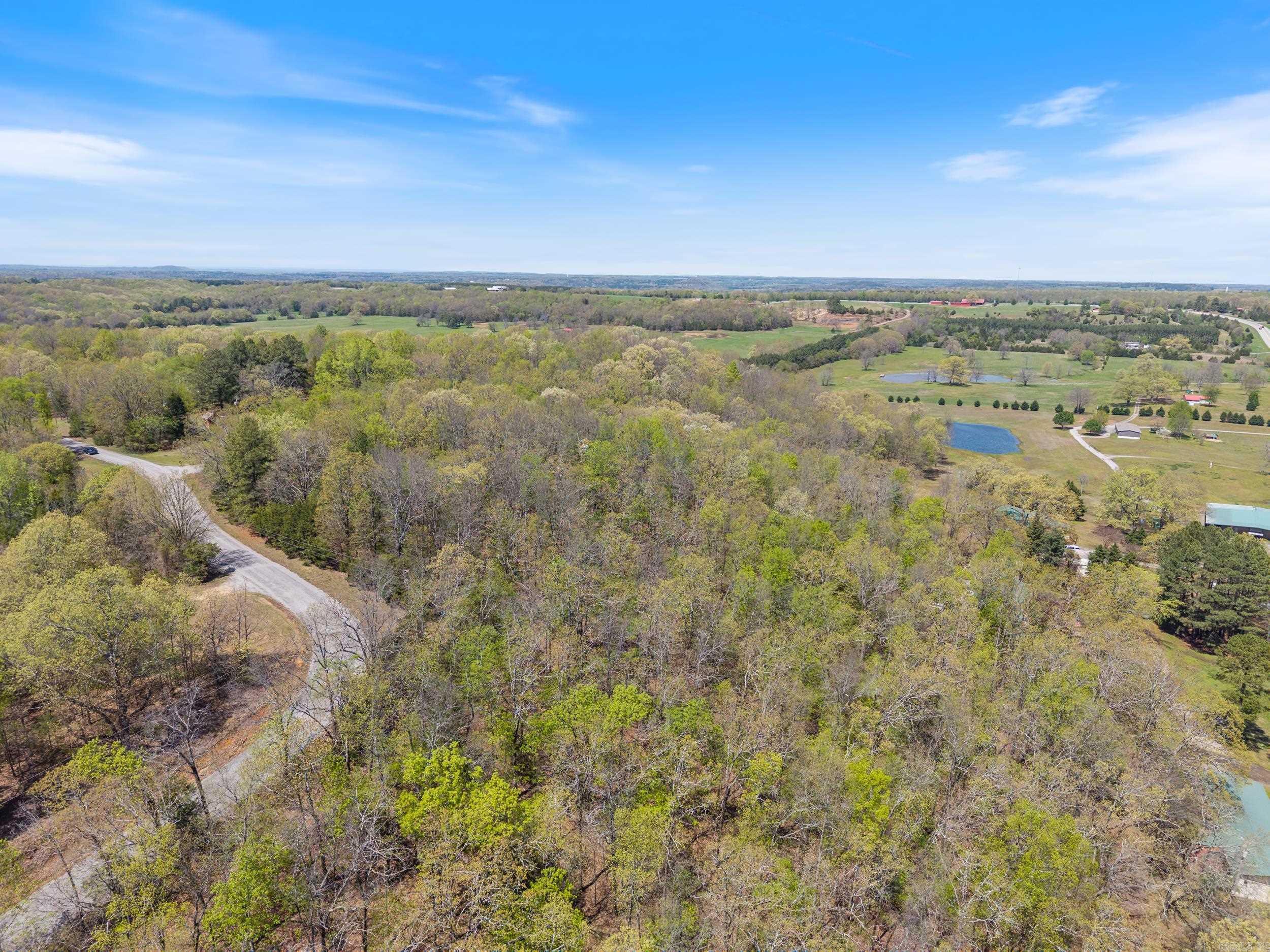 192  Overbeck Ln  Romance, AR