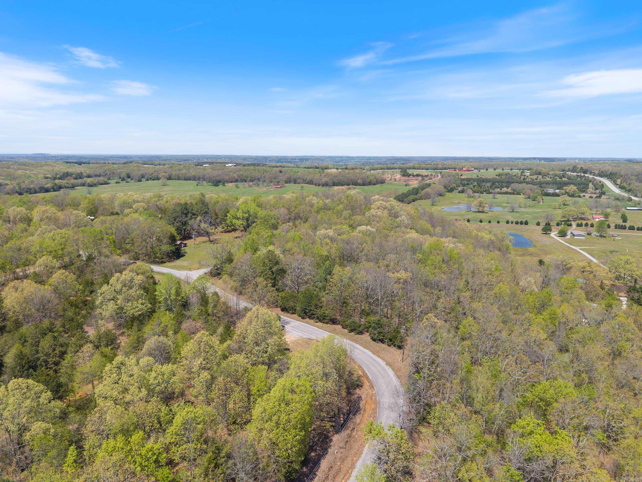 192  Overbeck Ln  Romance, AR