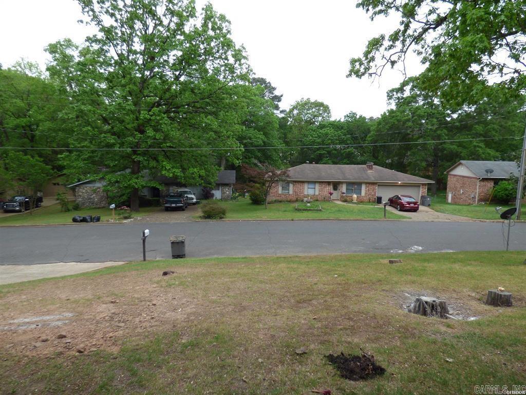 115 Southern Hills Hot Springs, AR 71901