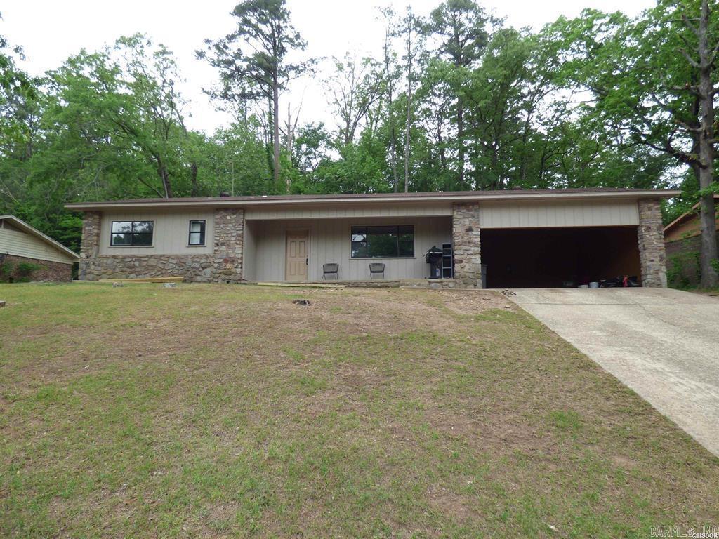 115  Southern Hills  Hot Springs, AR