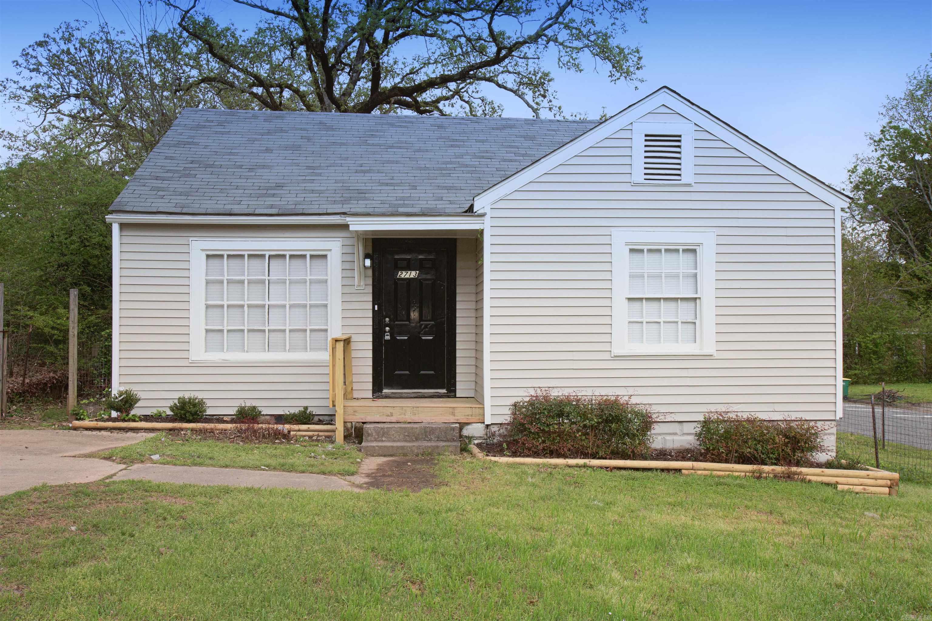 2713 S Van Buren St  Little Rock, AR