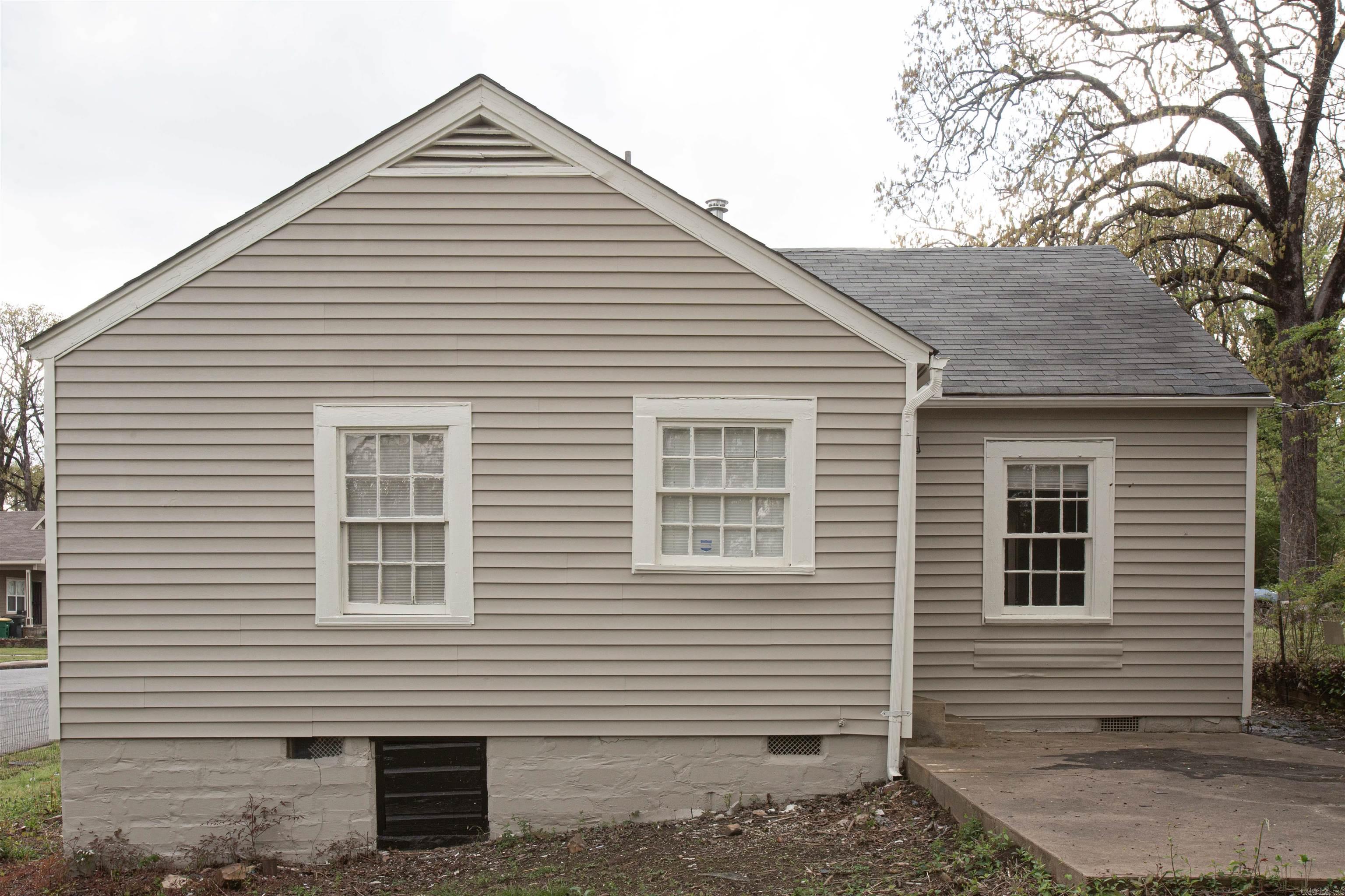 2713 S Van Buren St  Little Rock, AR