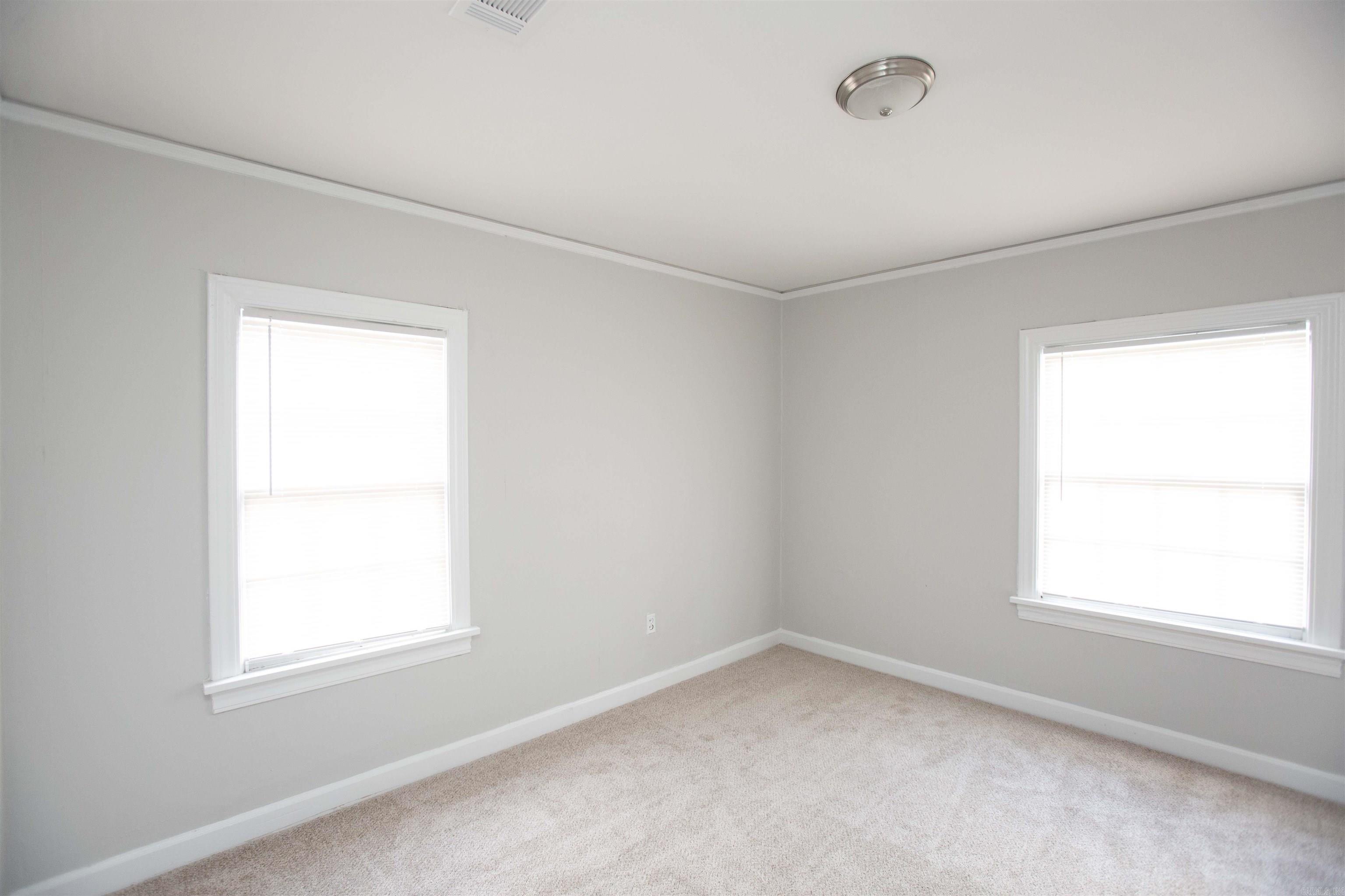 2713 S Van Buren St  Little Rock, AR