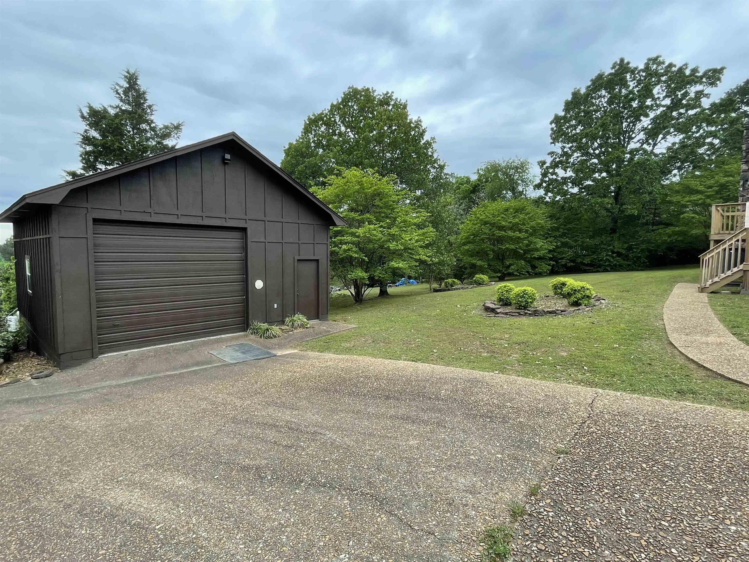 1401  Headlee Dr  Searcy, AR