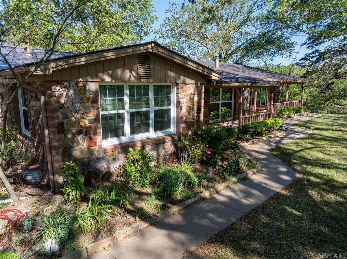 214  Hwy 375 E  Mena, AR