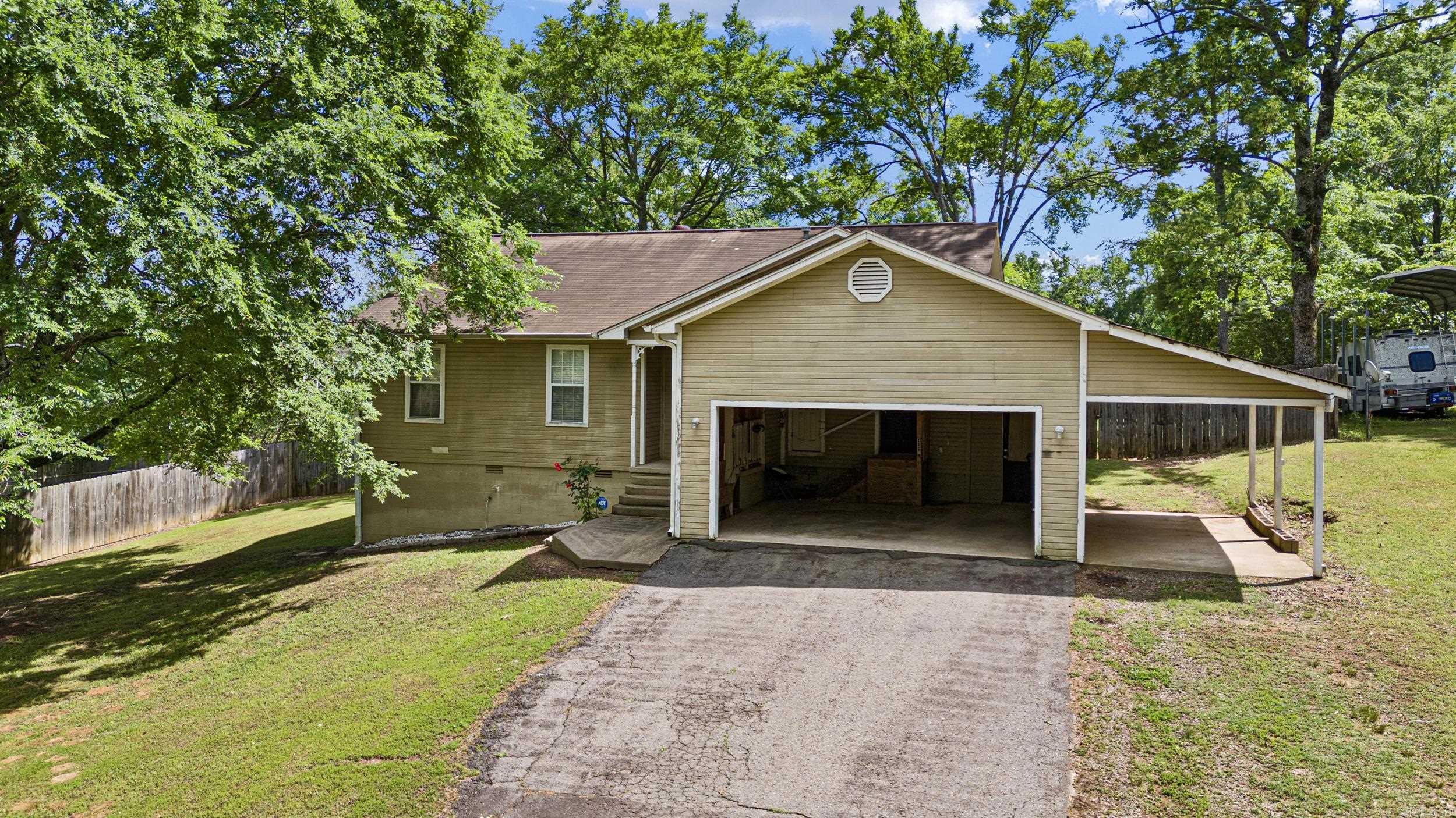 205 NW 17th  Atkins, AR