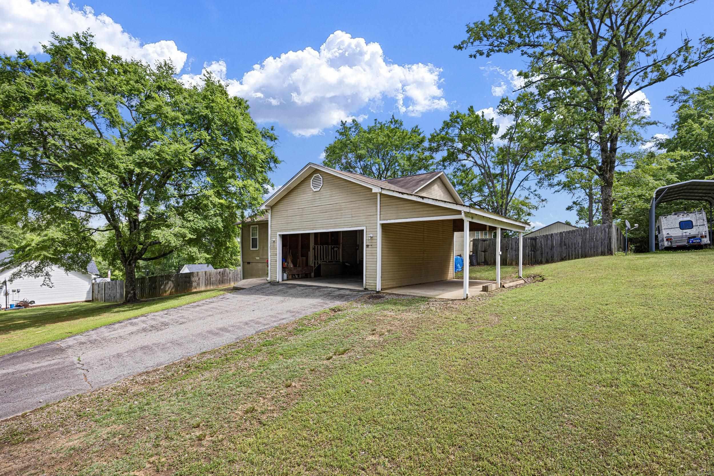 205 NW 17th  Atkins, AR