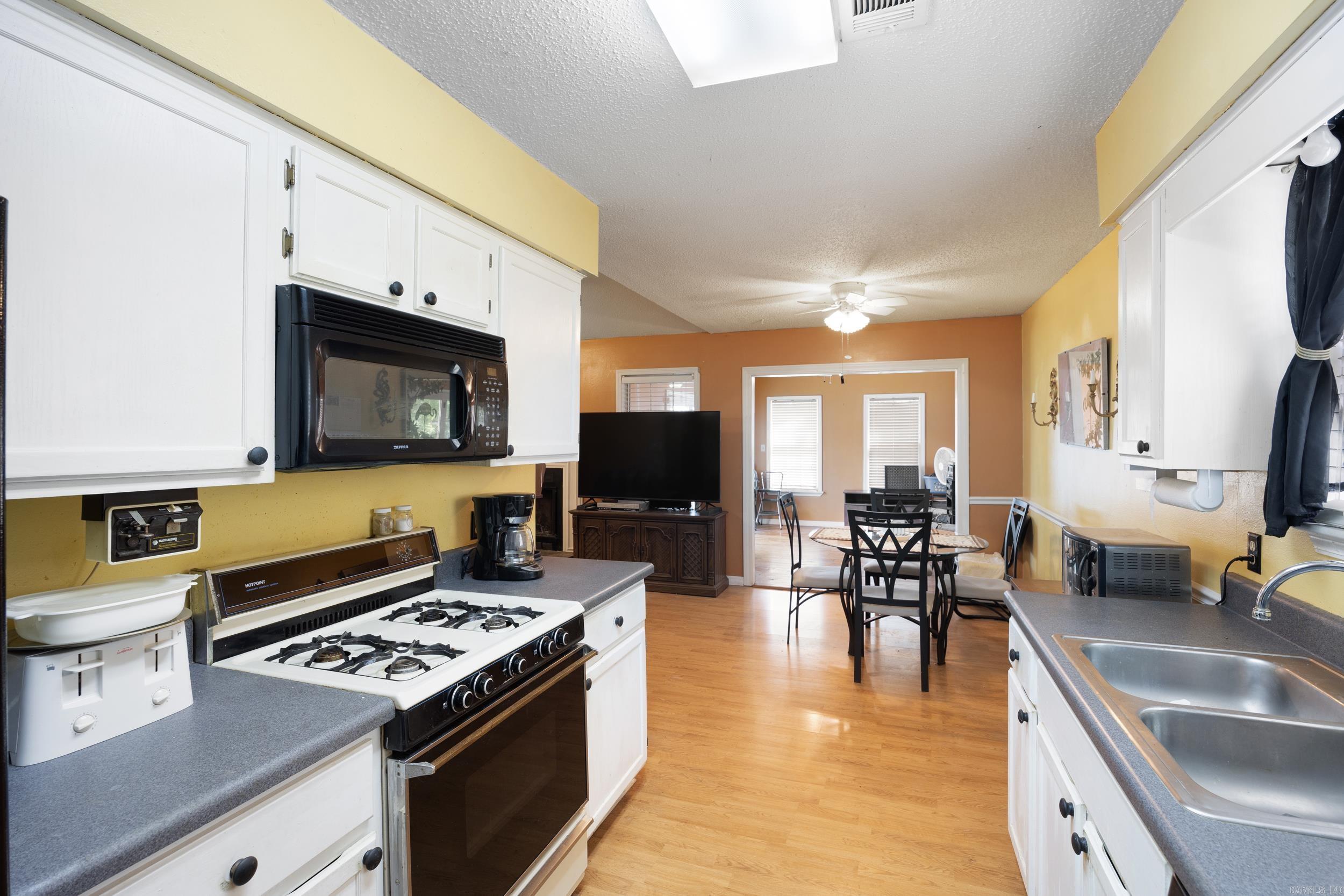 205 NW 17th  Atkins, AR