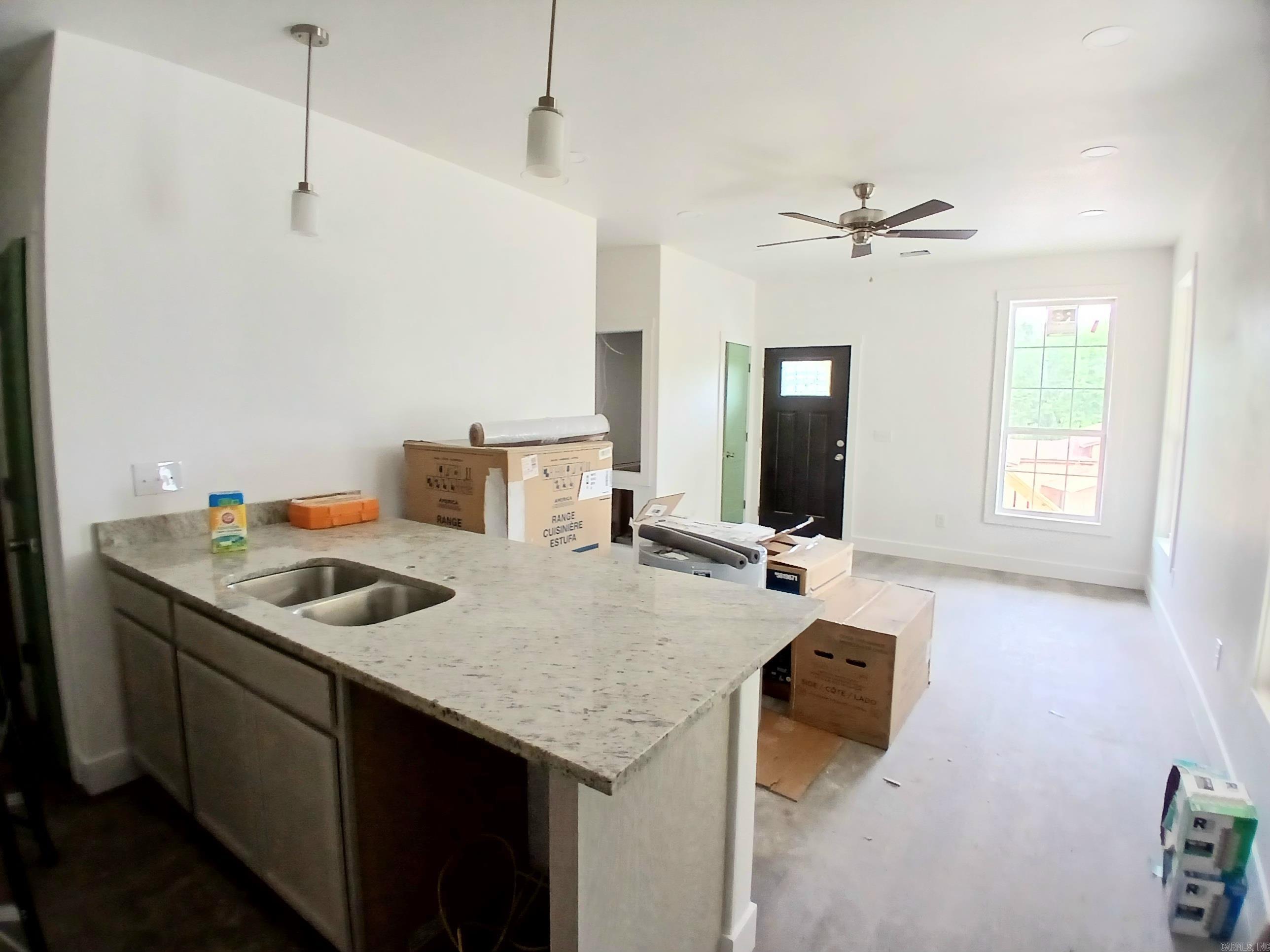 166  Woodridge St  Hot Springs, AR