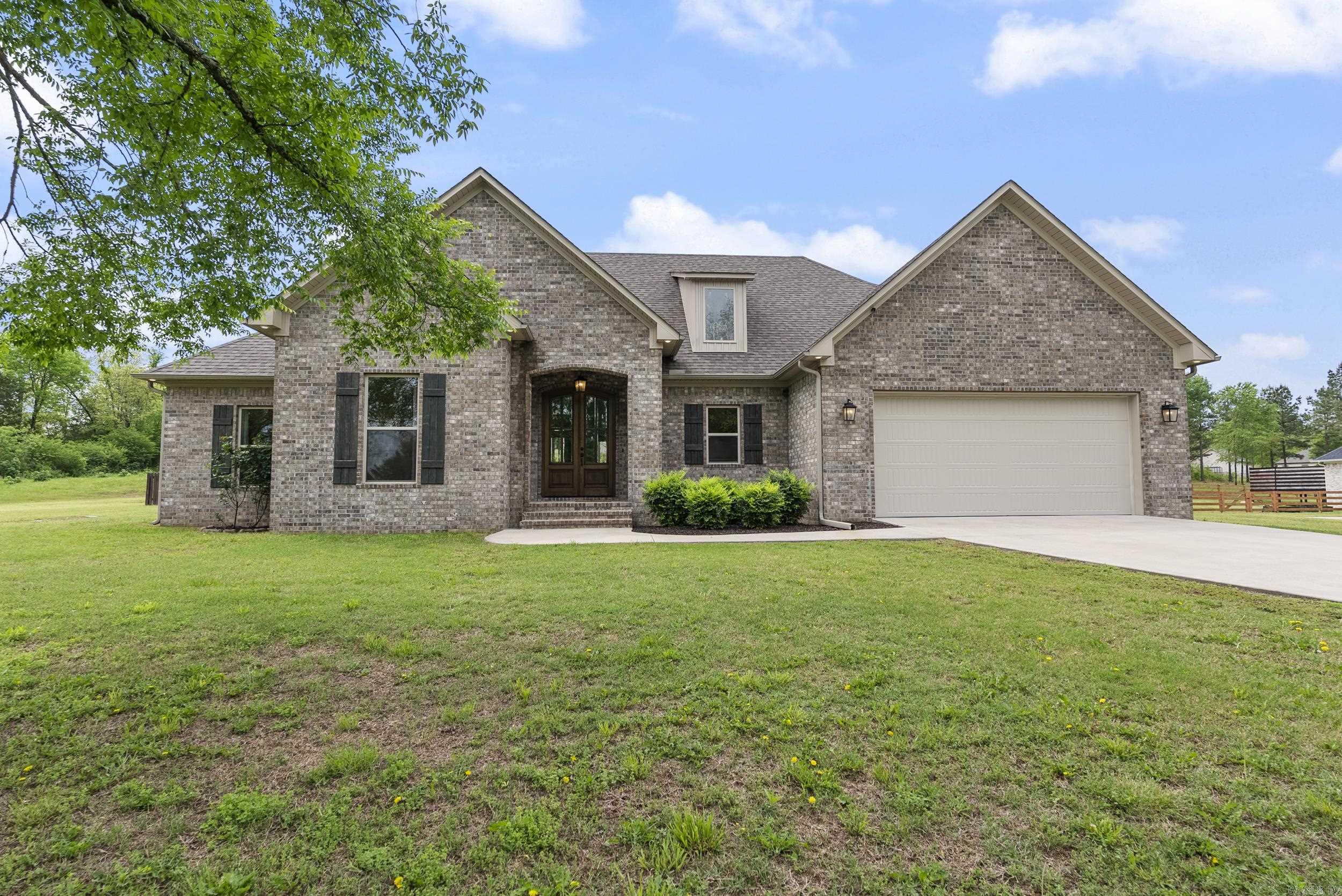 399 W Republican  Greenbrier, AR
