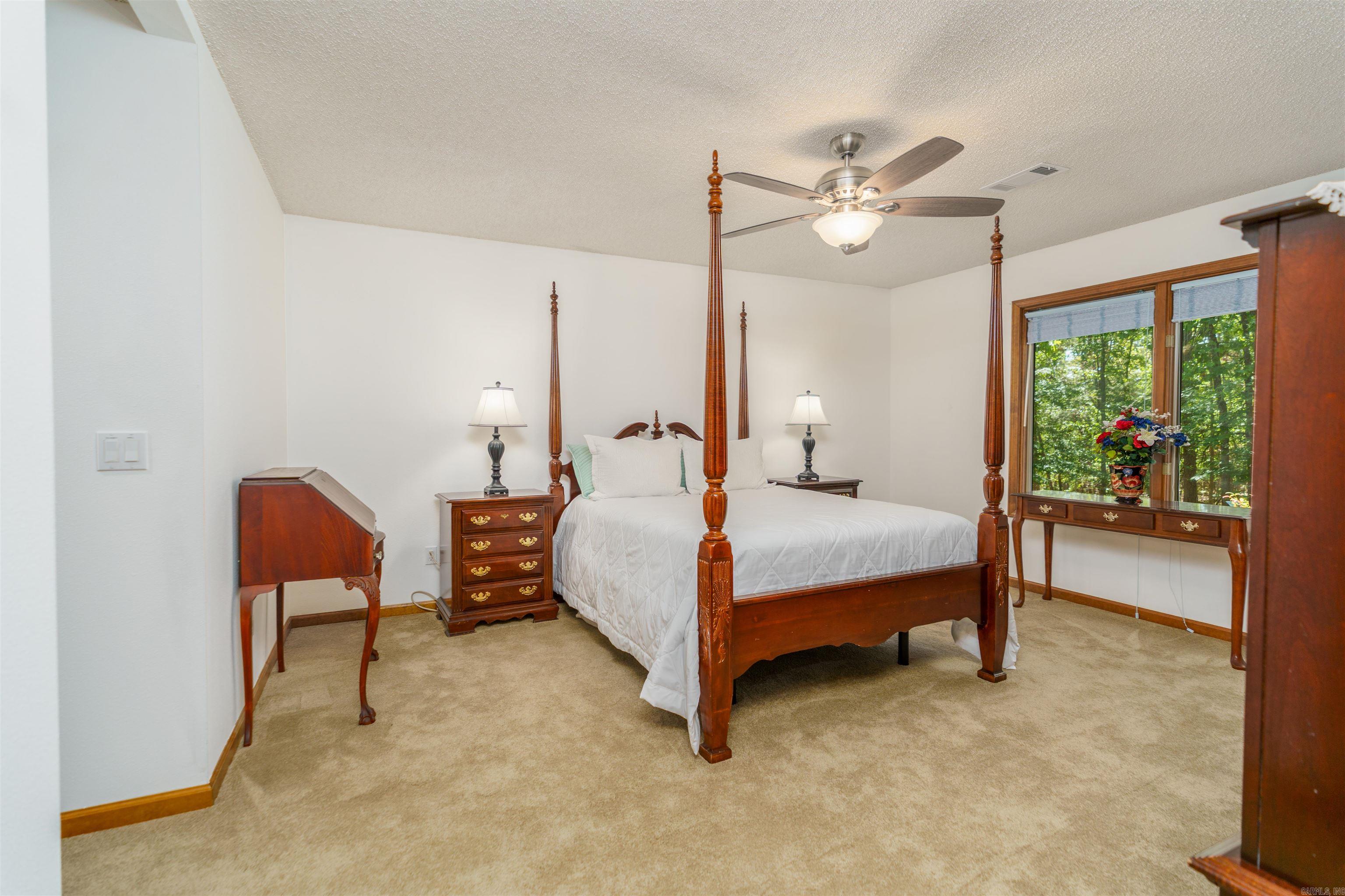 10  Coronado Ln  Hot Springs Village, AR