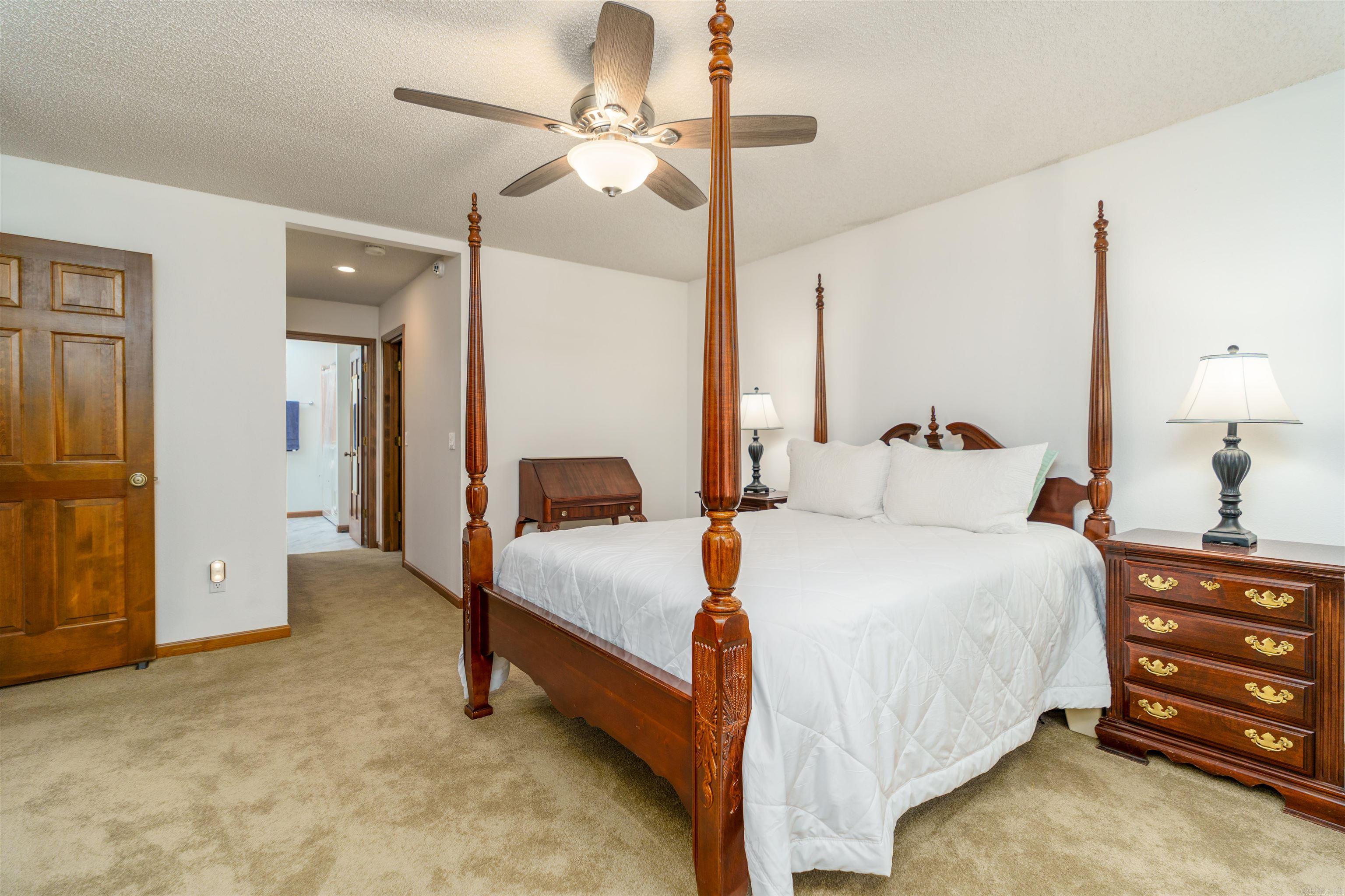 10  Coronado Ln  Hot Springs Village, AR