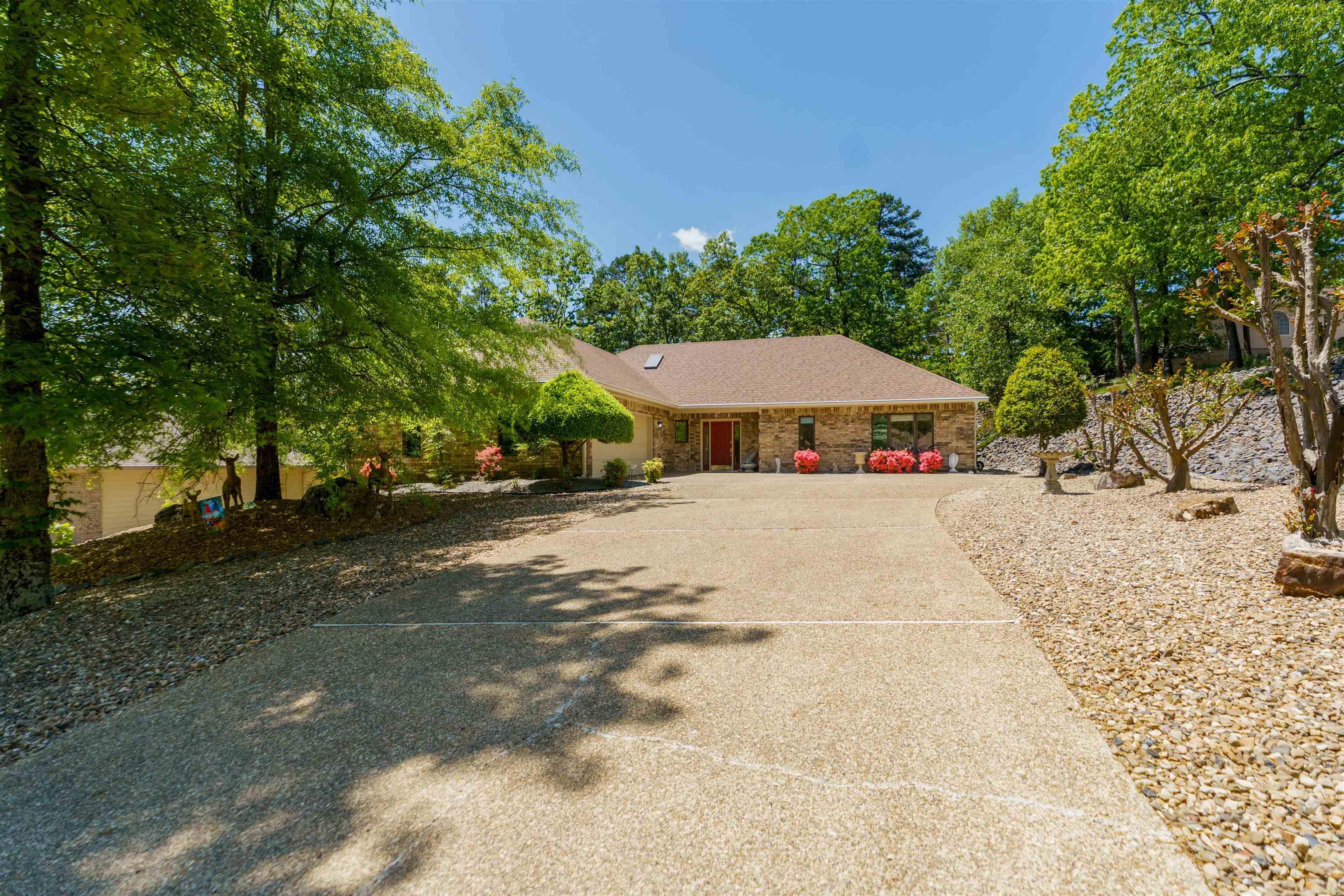 10  Coronado Ln  Hot Springs Village, AR