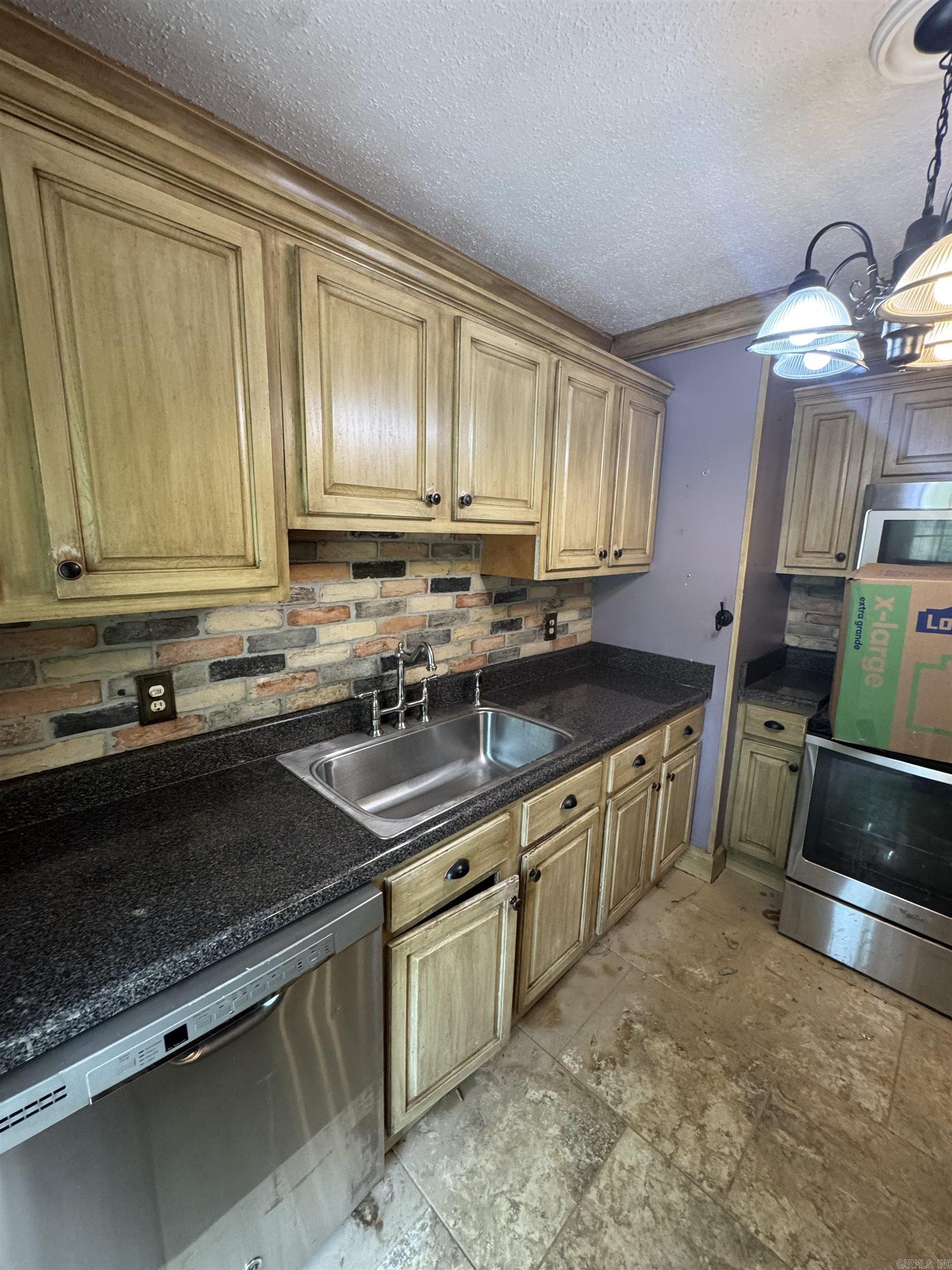 13823  Clayton  Mabelvale, AR