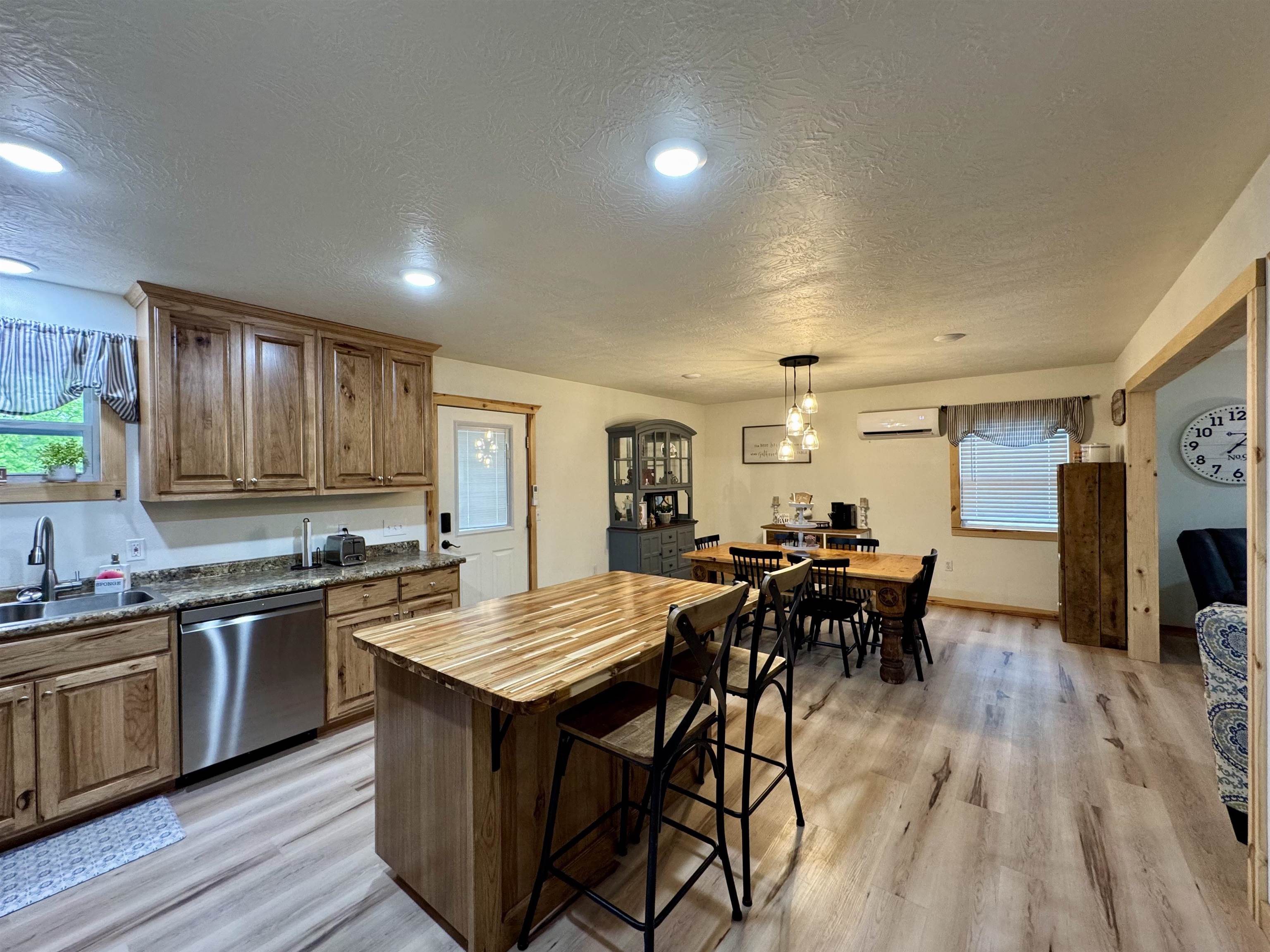 110  Rose Garden Lane  Melbourne, AR