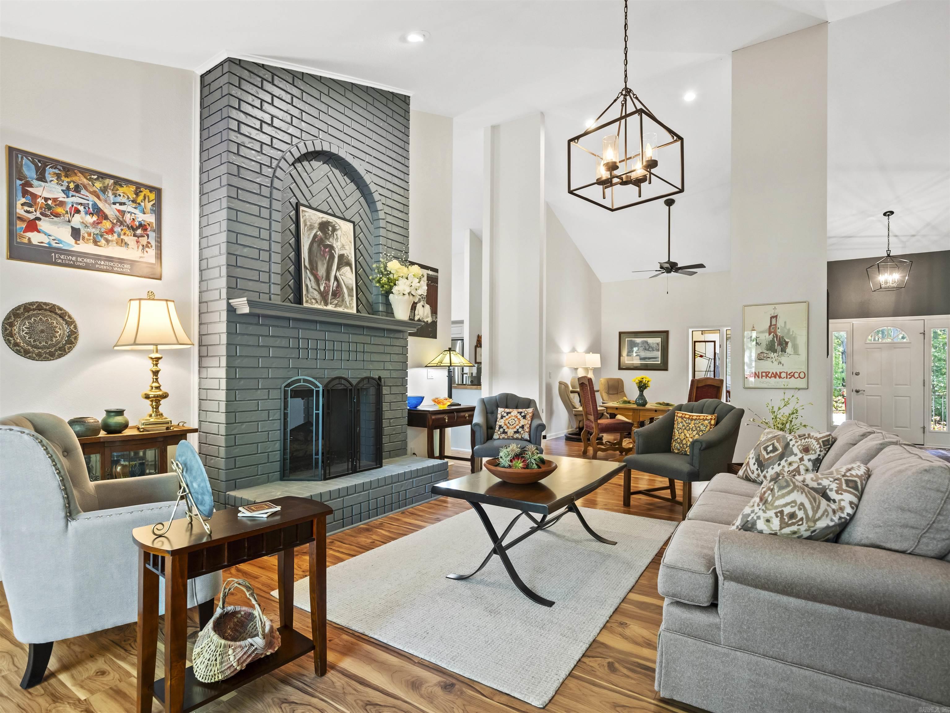 27  Realeza Ct.  Hot Springs Village, AR