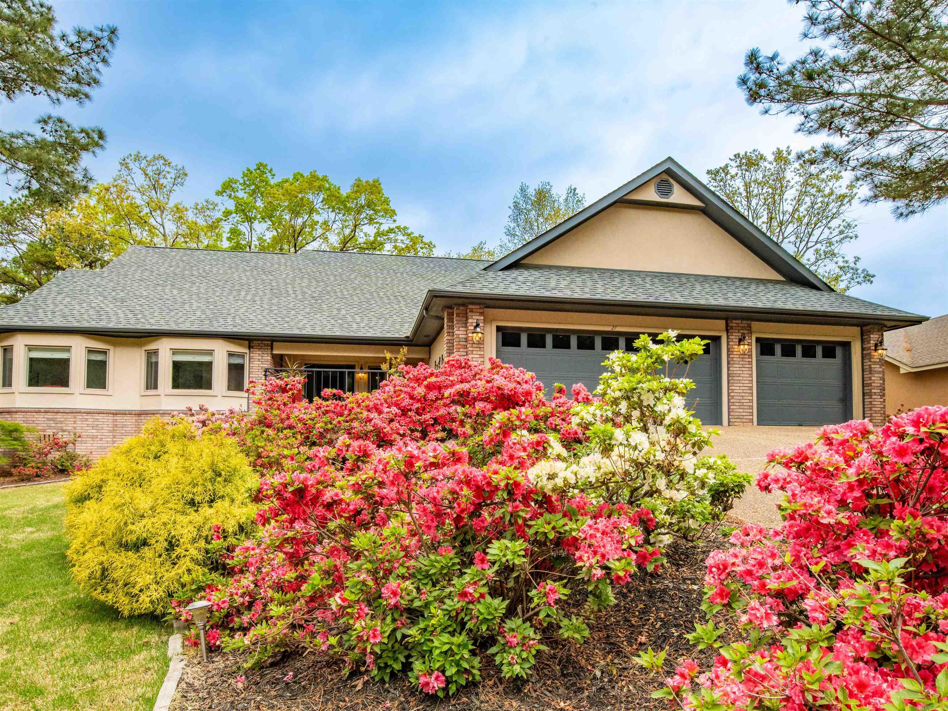27  Realeza Ct.  Hot Springs Village, AR
