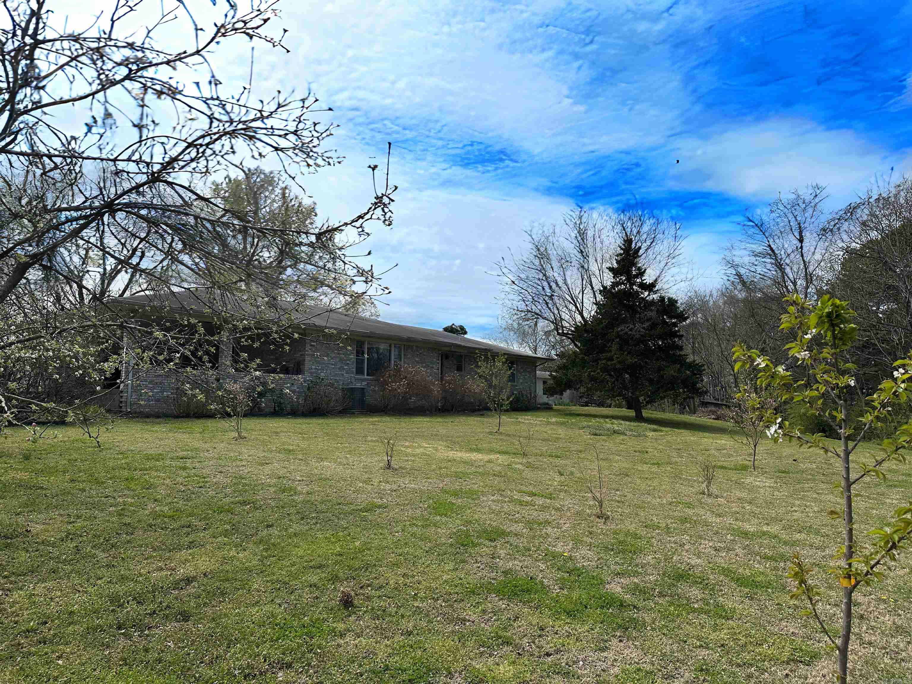 40  Sutton  Batesville, AR