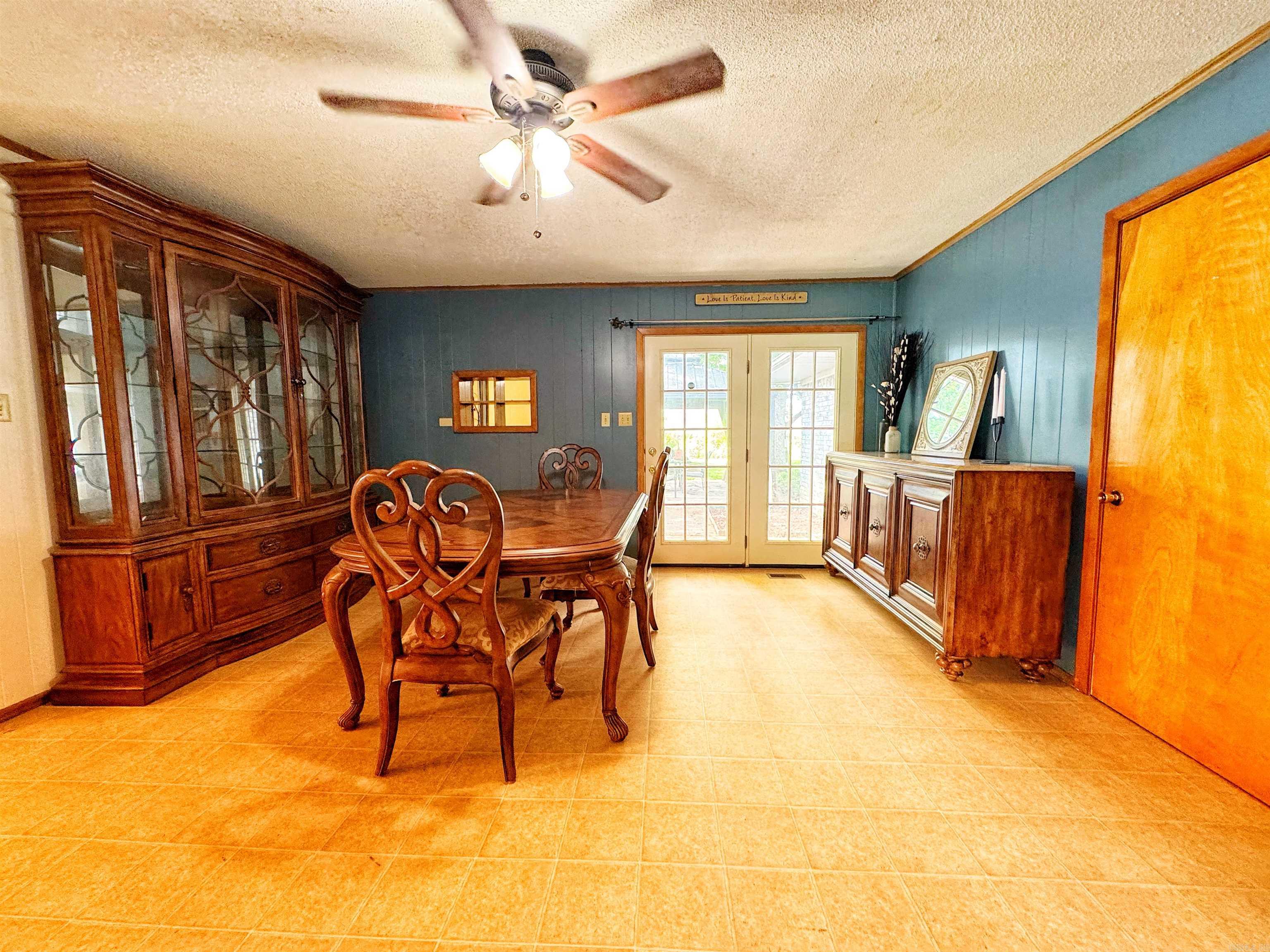 40  Sutton  Batesville, AR