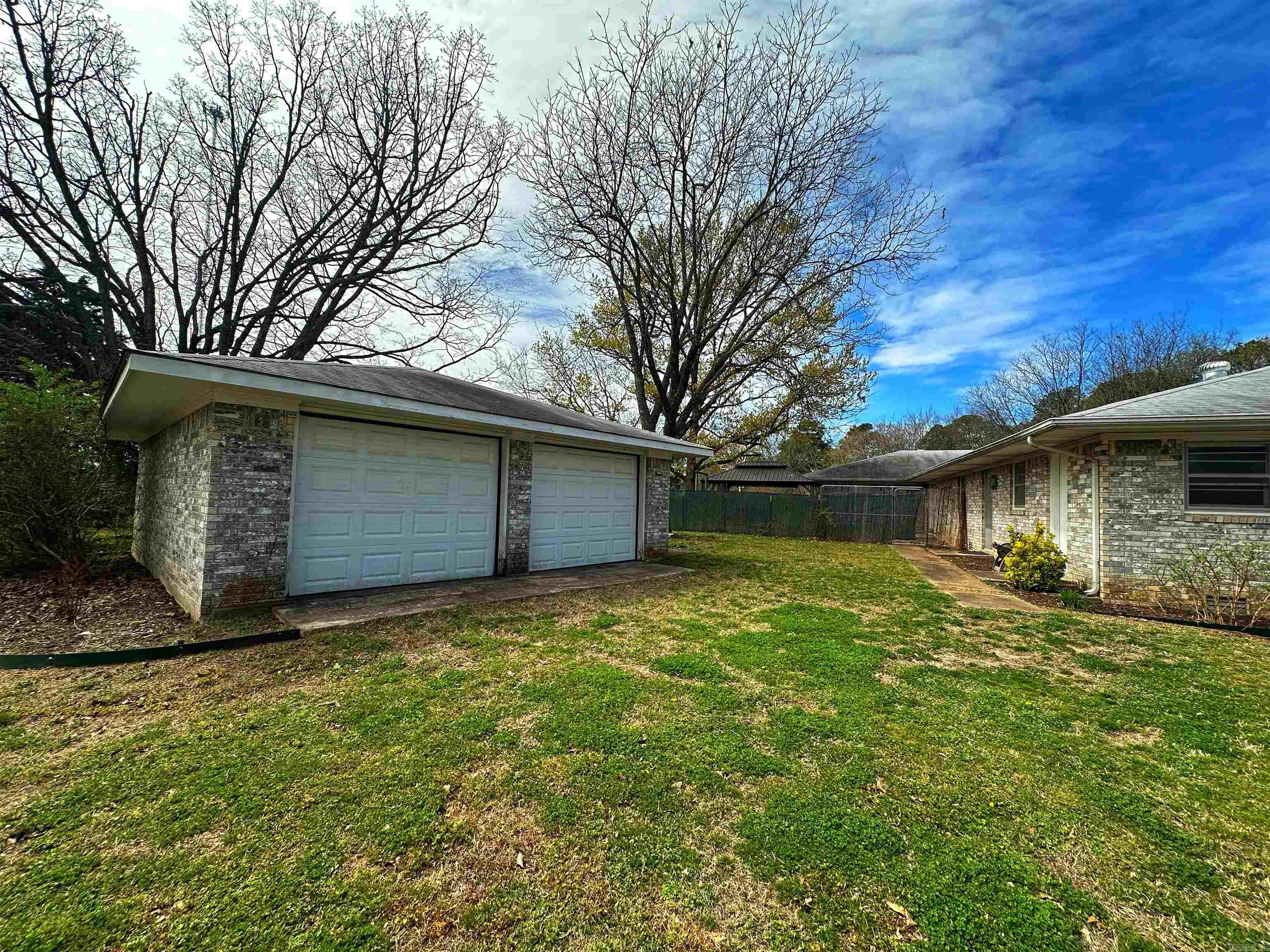 40  Sutton  Batesville, AR