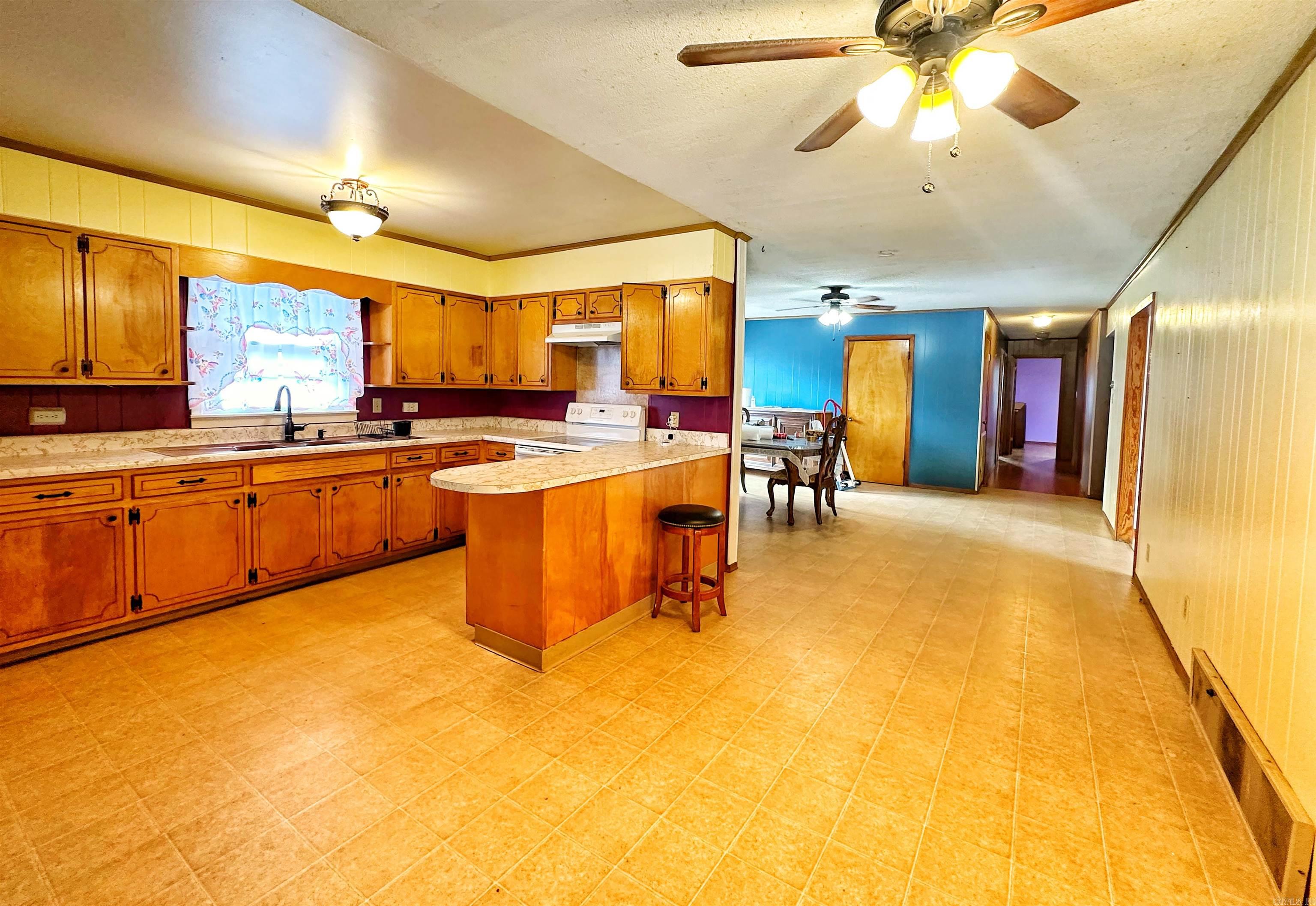 40  Sutton  Batesville, AR
