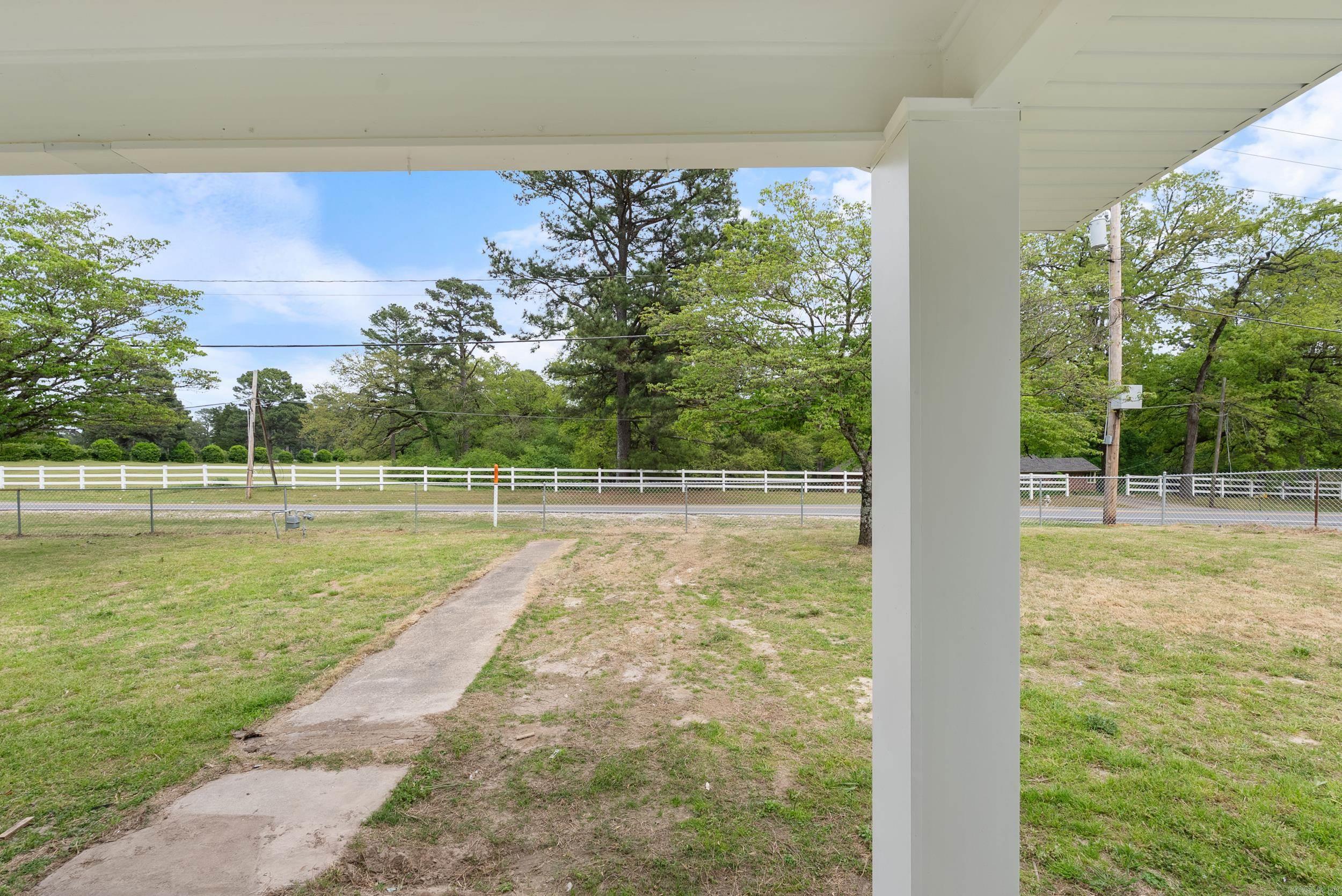 16706  Arch  Little Rock, AR