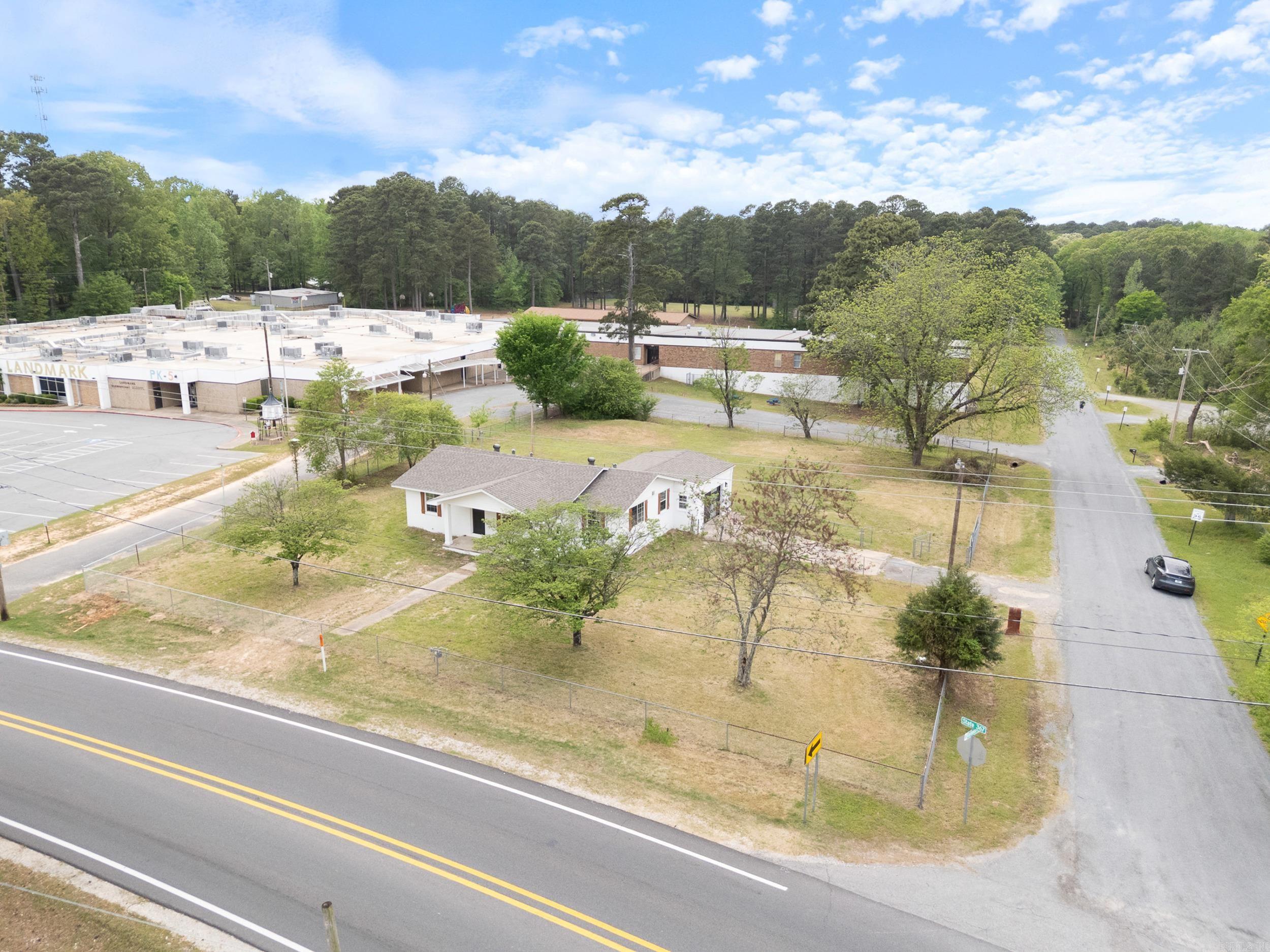 16706  Arch  Little Rock, AR