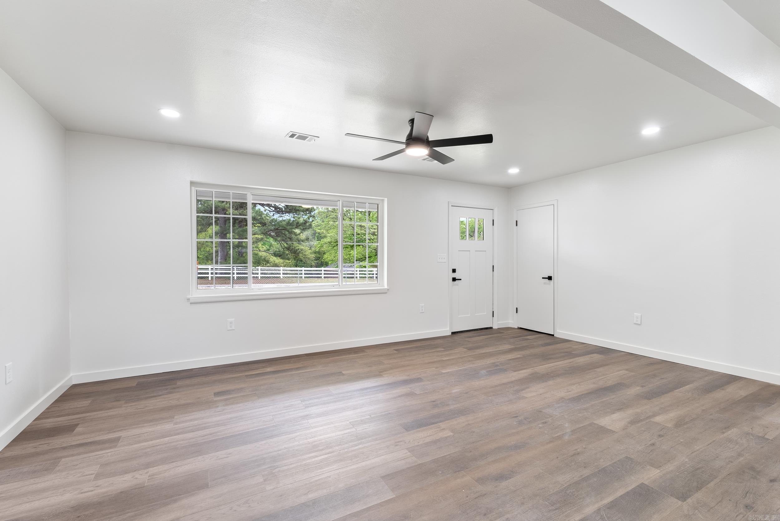 16706  Arch  Little Rock, AR