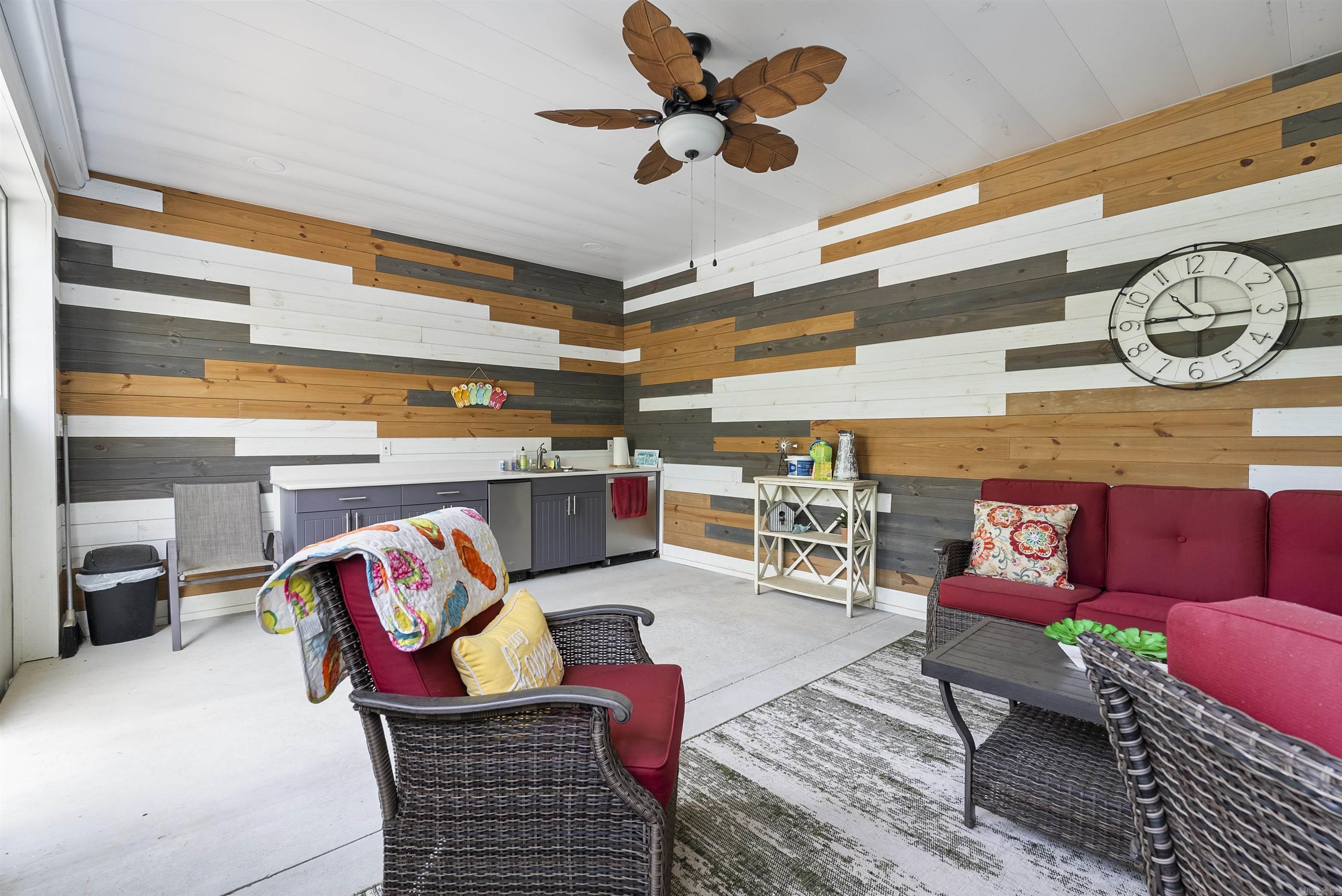 4021  West Hawk Trail  Paron, AR