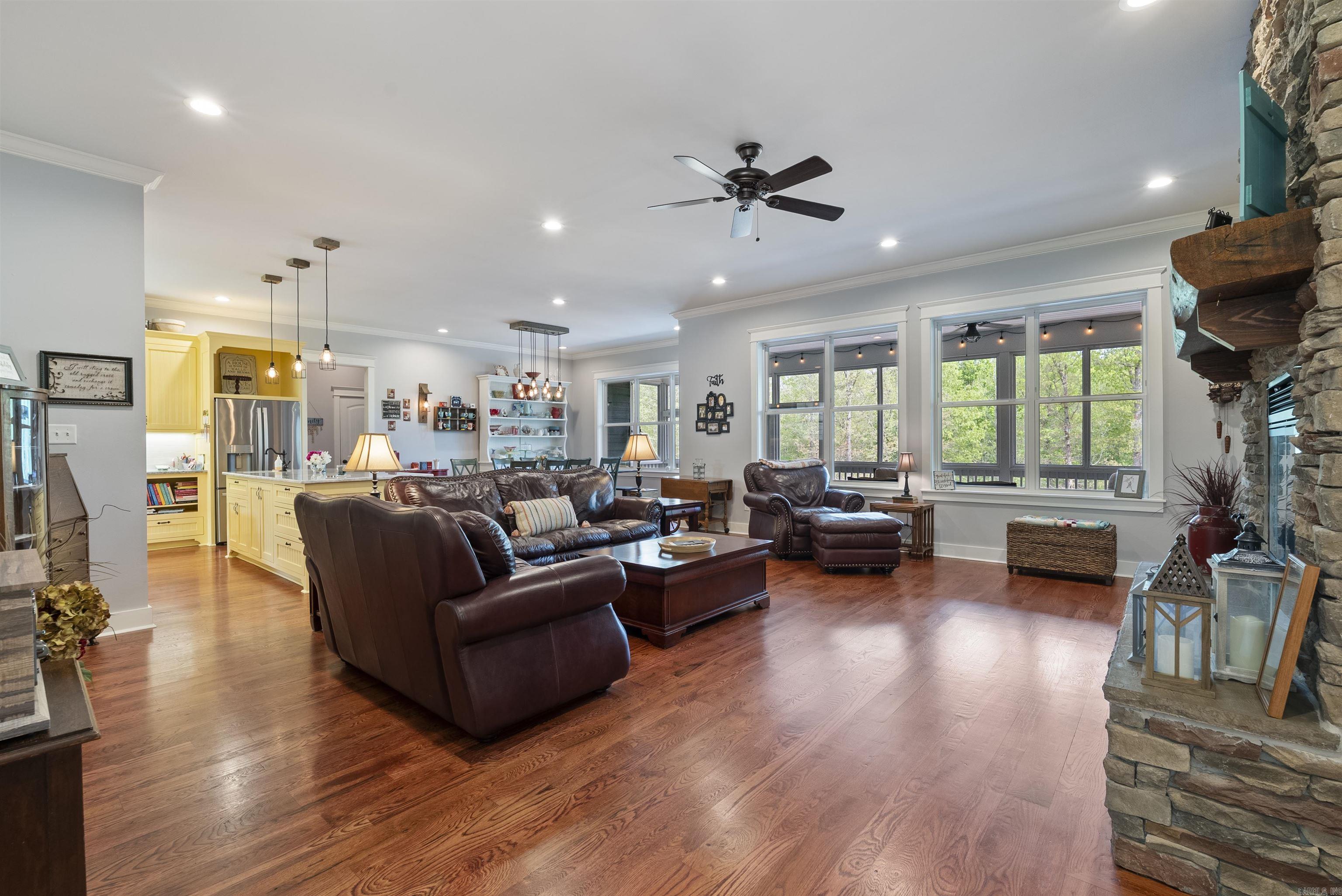 4021  West Hawk Trail  Paron, AR