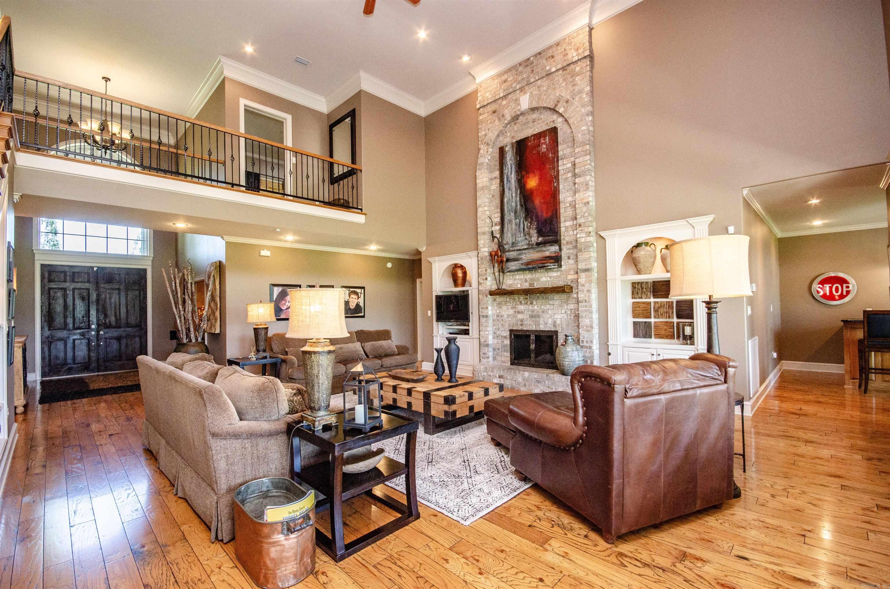 54 Middle Road Conway, AR 72032