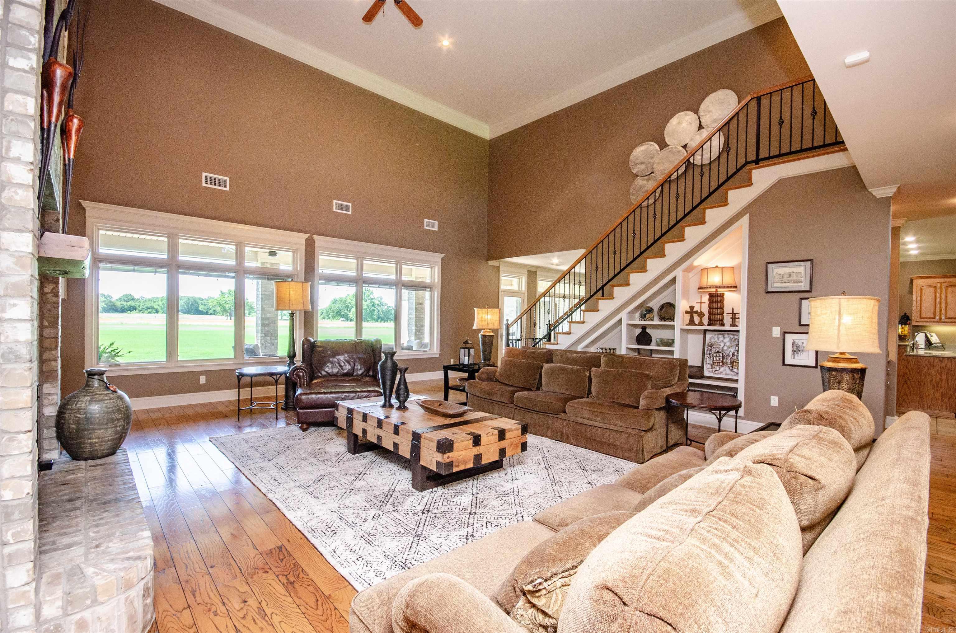 54 Middle Road Conway, AR 72032