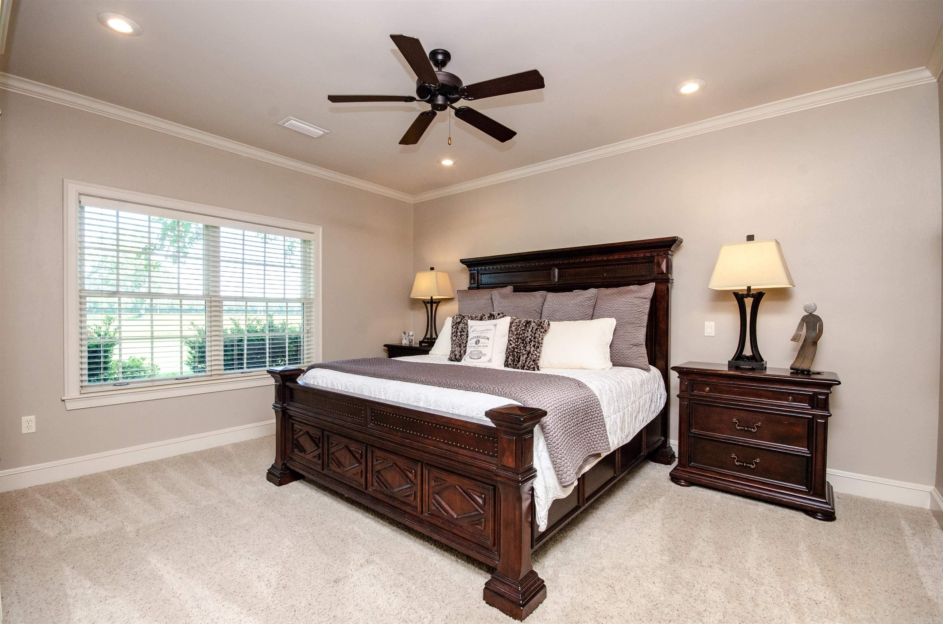 54 Middle Road Conway, AR 72032