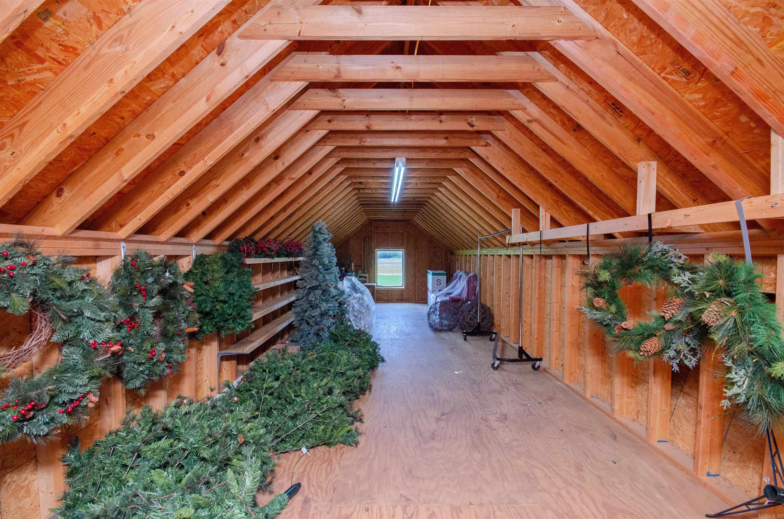54 Middle Road Conway, AR 72032