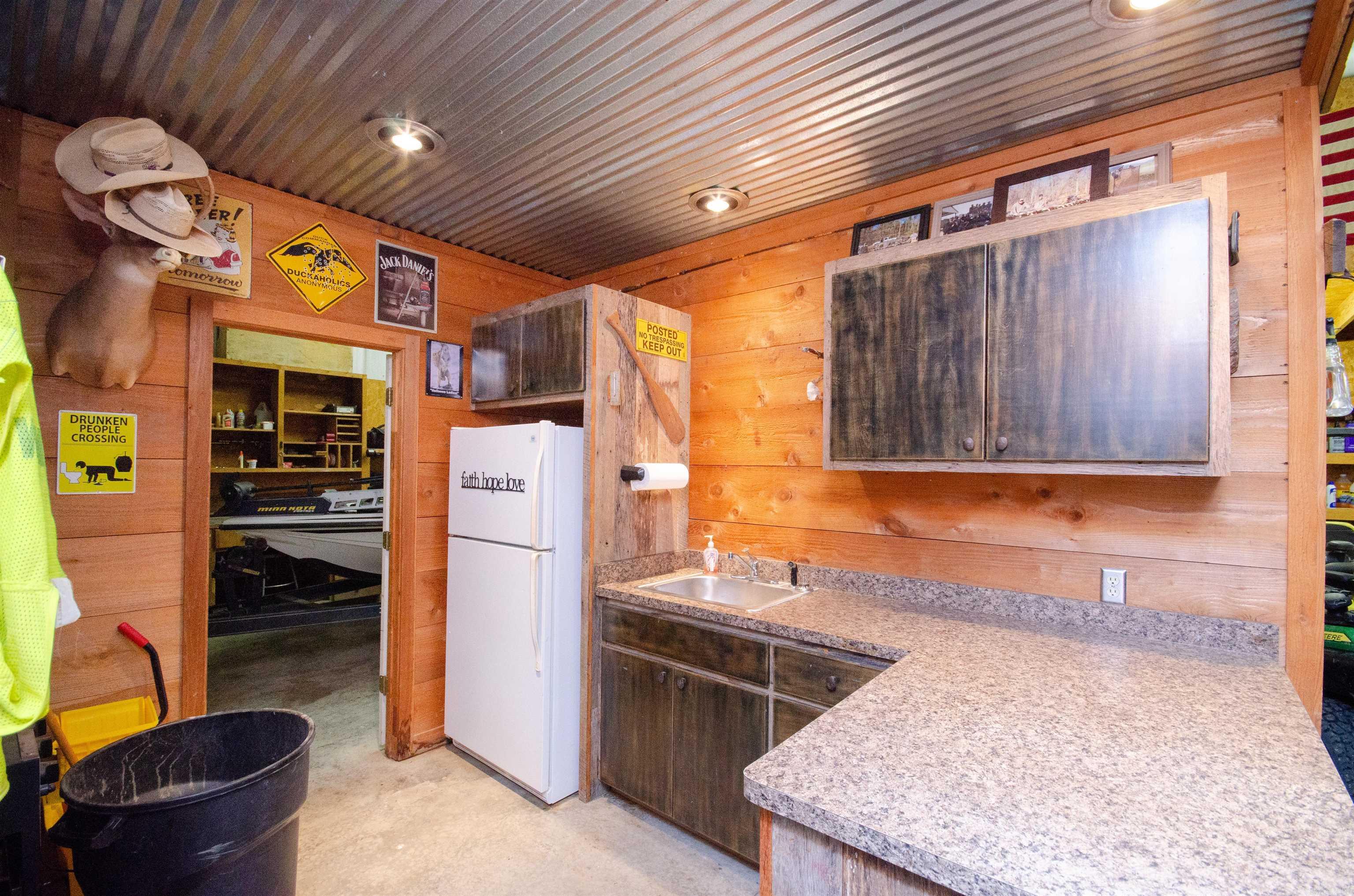54 Middle Road Conway, AR 72032