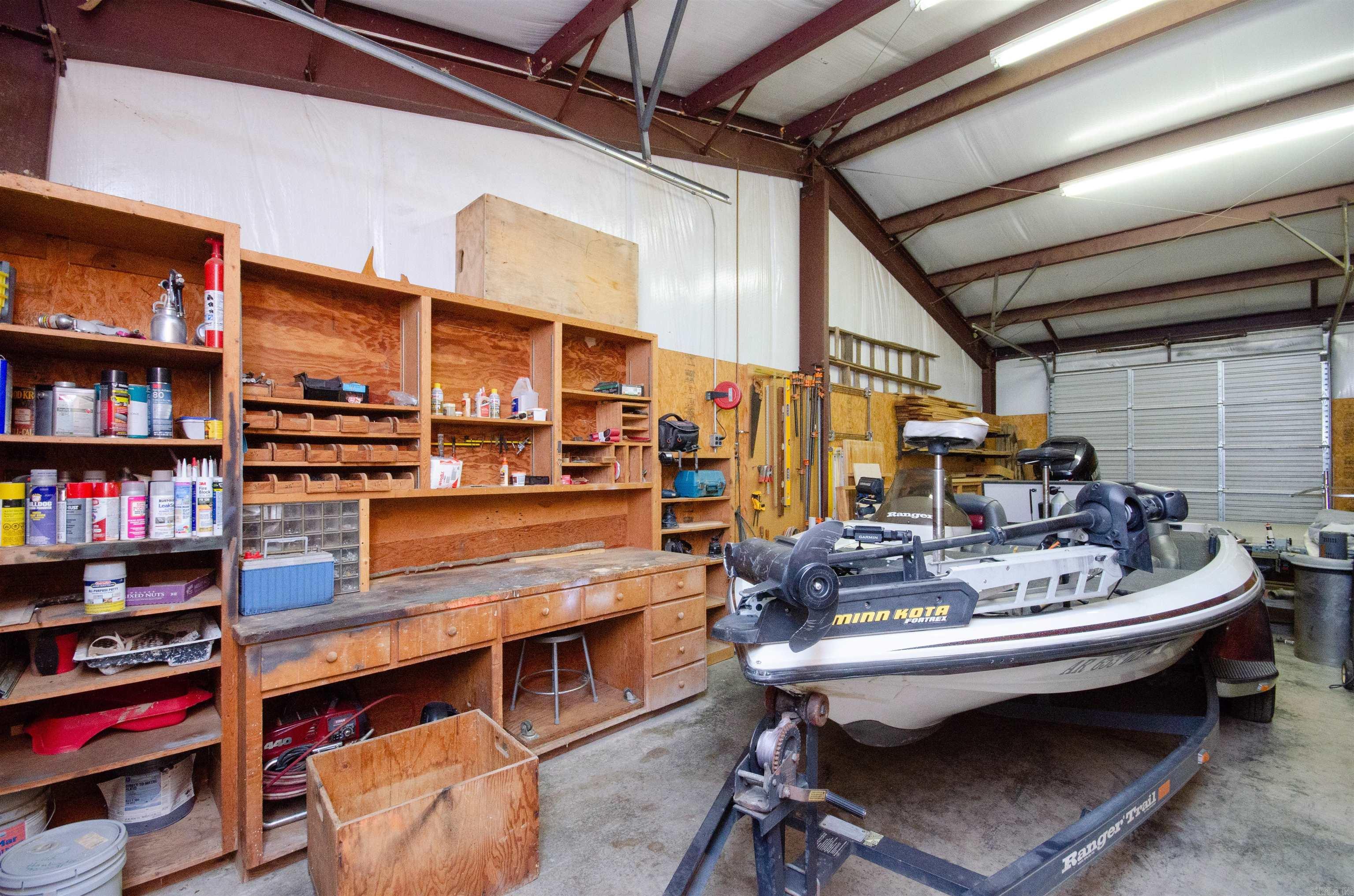54 Middle Road Conway, AR 72032