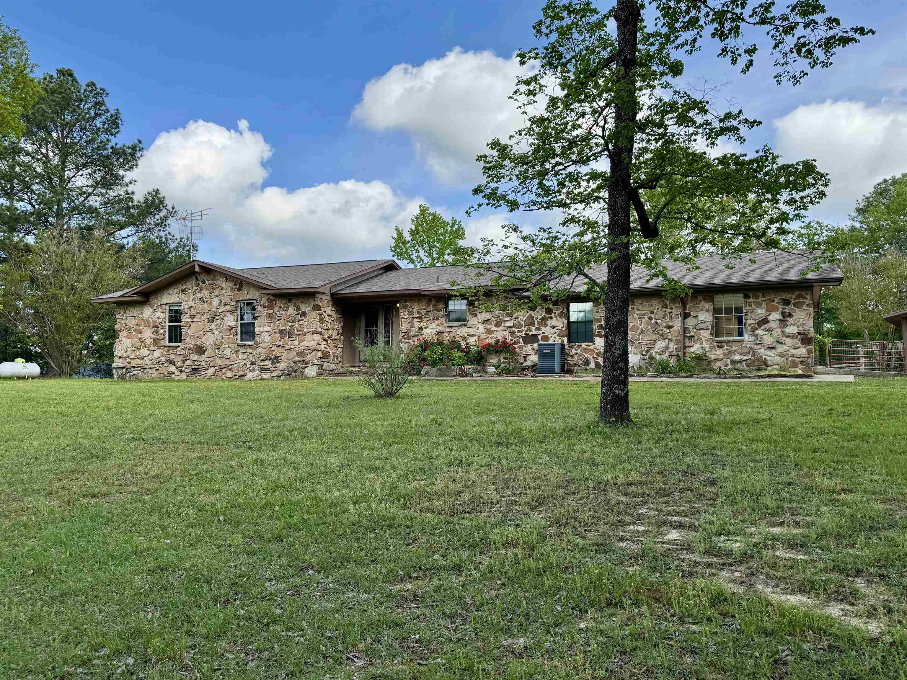 4367  West Road  Mount Pleasant, AR