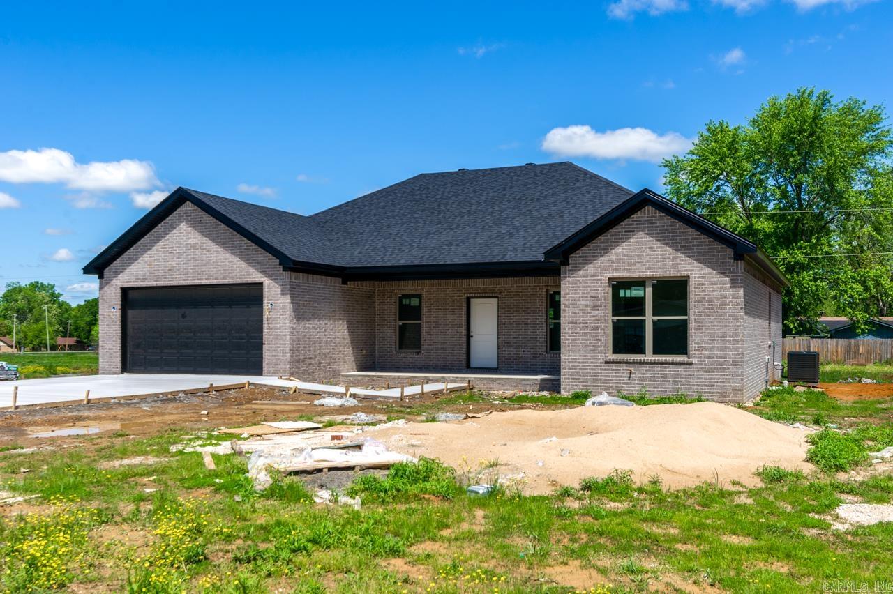11 Gilley Lane