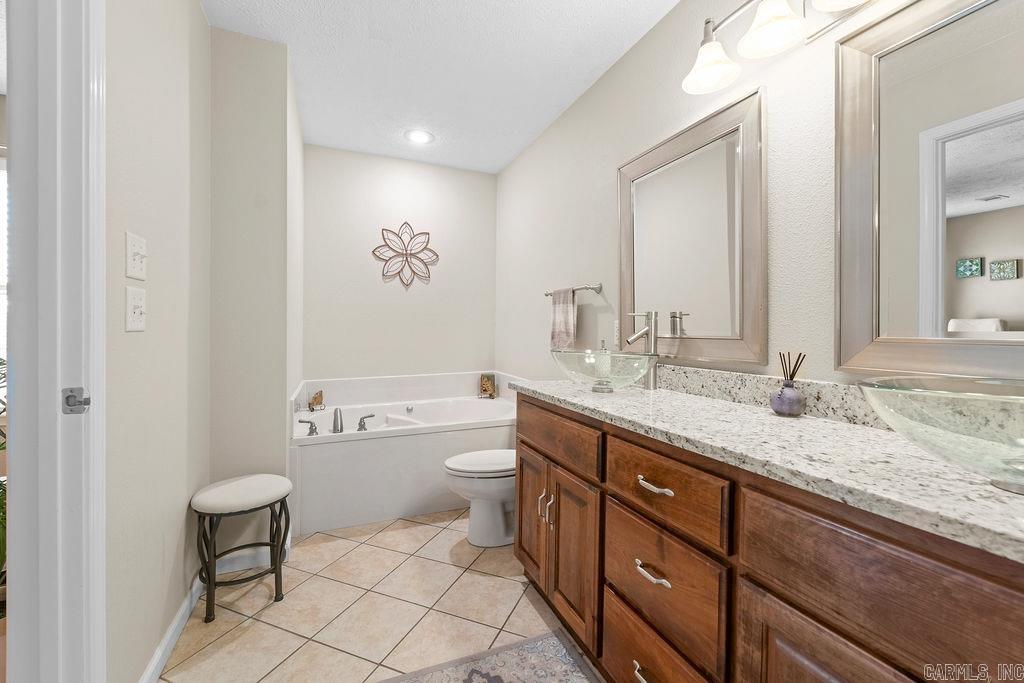 20 Jeffrey Scott Drive Quitman, AR 72131