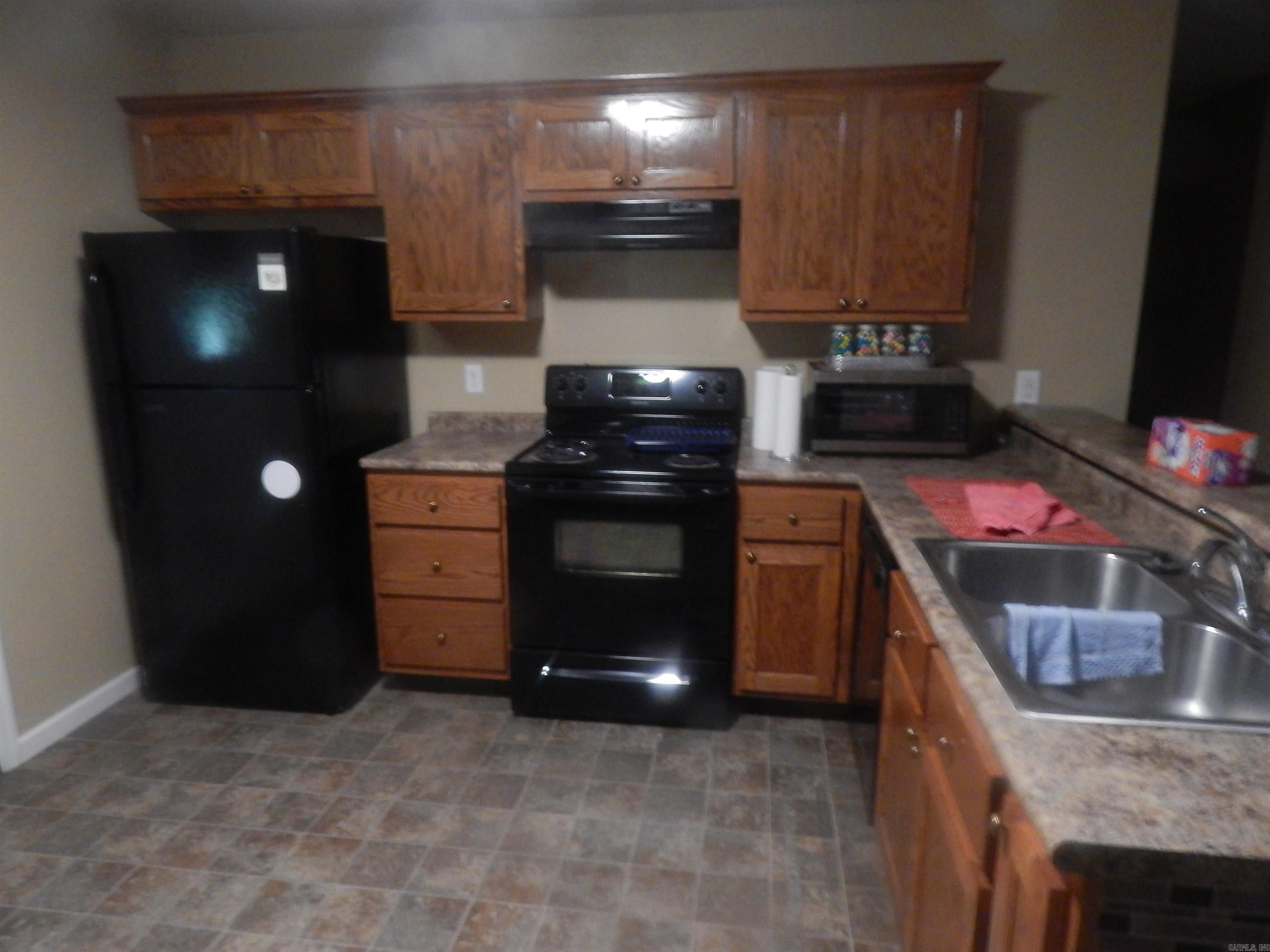 1403  NORTHEND AVE  Paragould, AR