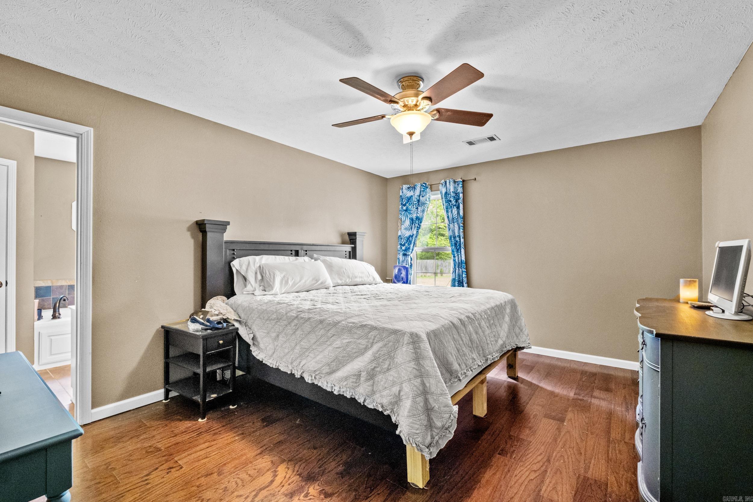 6  Zadie  Searcy, AR