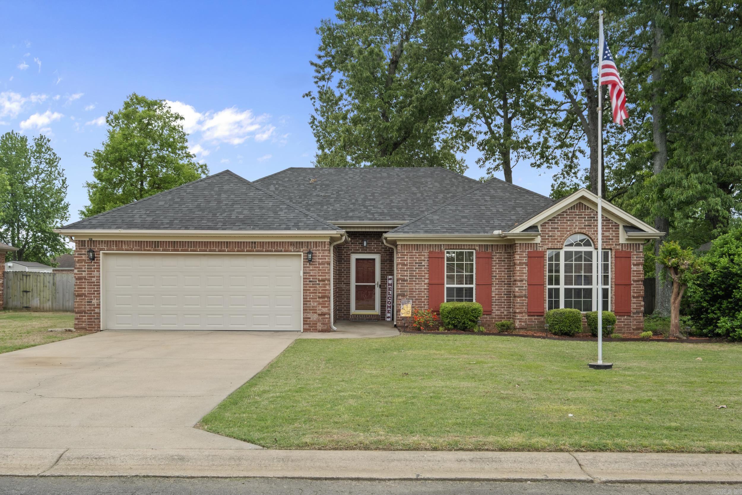 307  Dakota  Cabot, AR