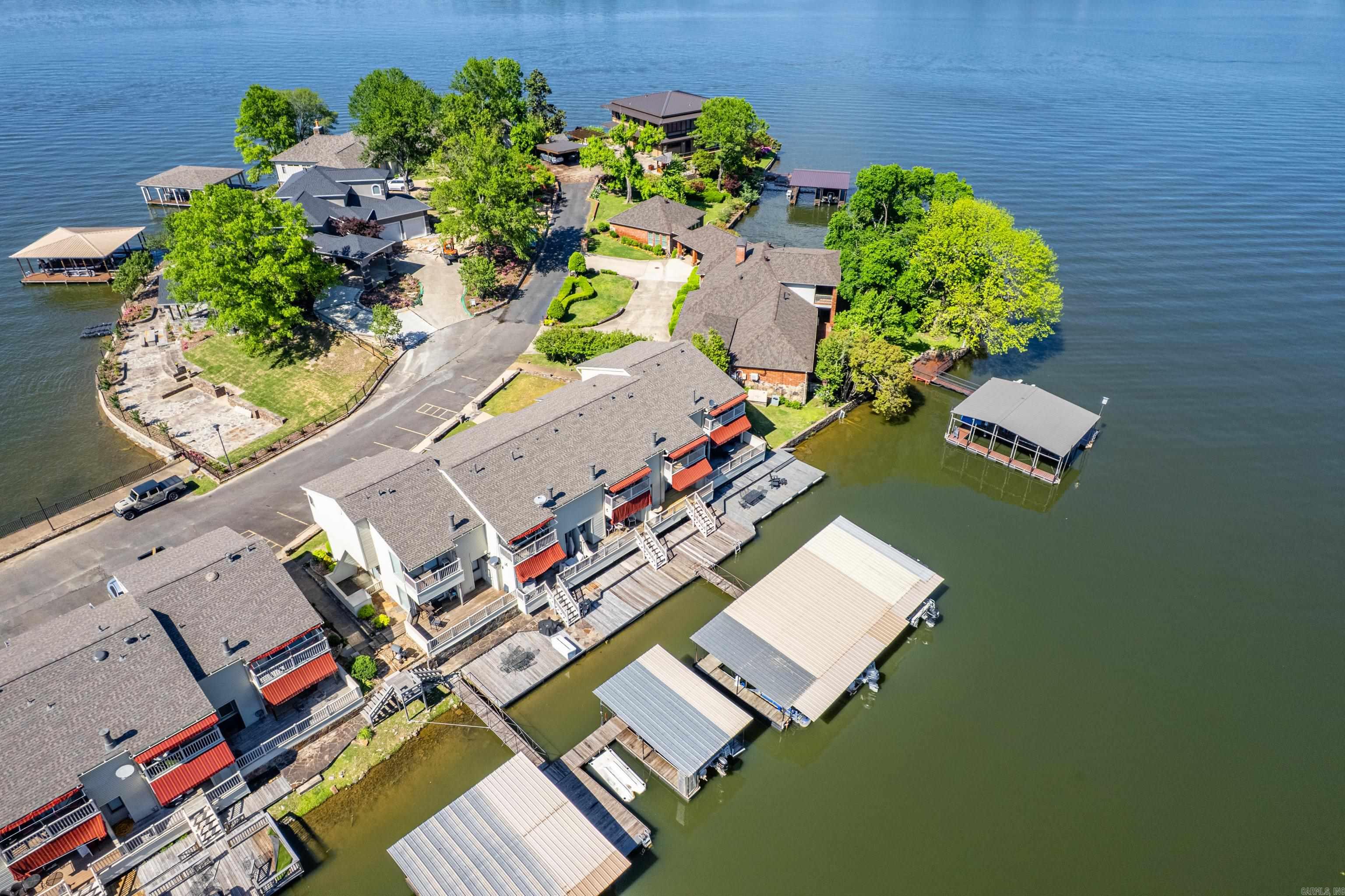160 Long Island Bay